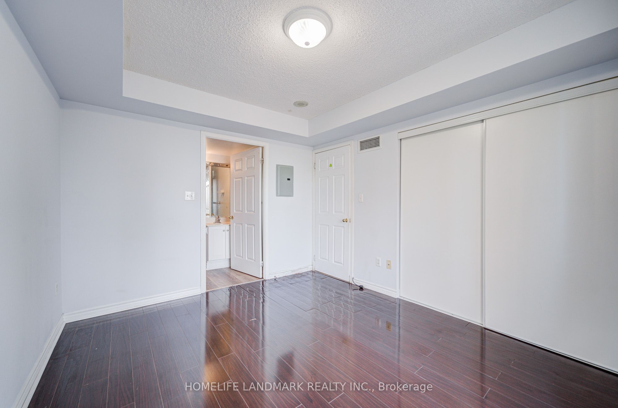 7 Lorraine Drive 1111 Property Photo 37