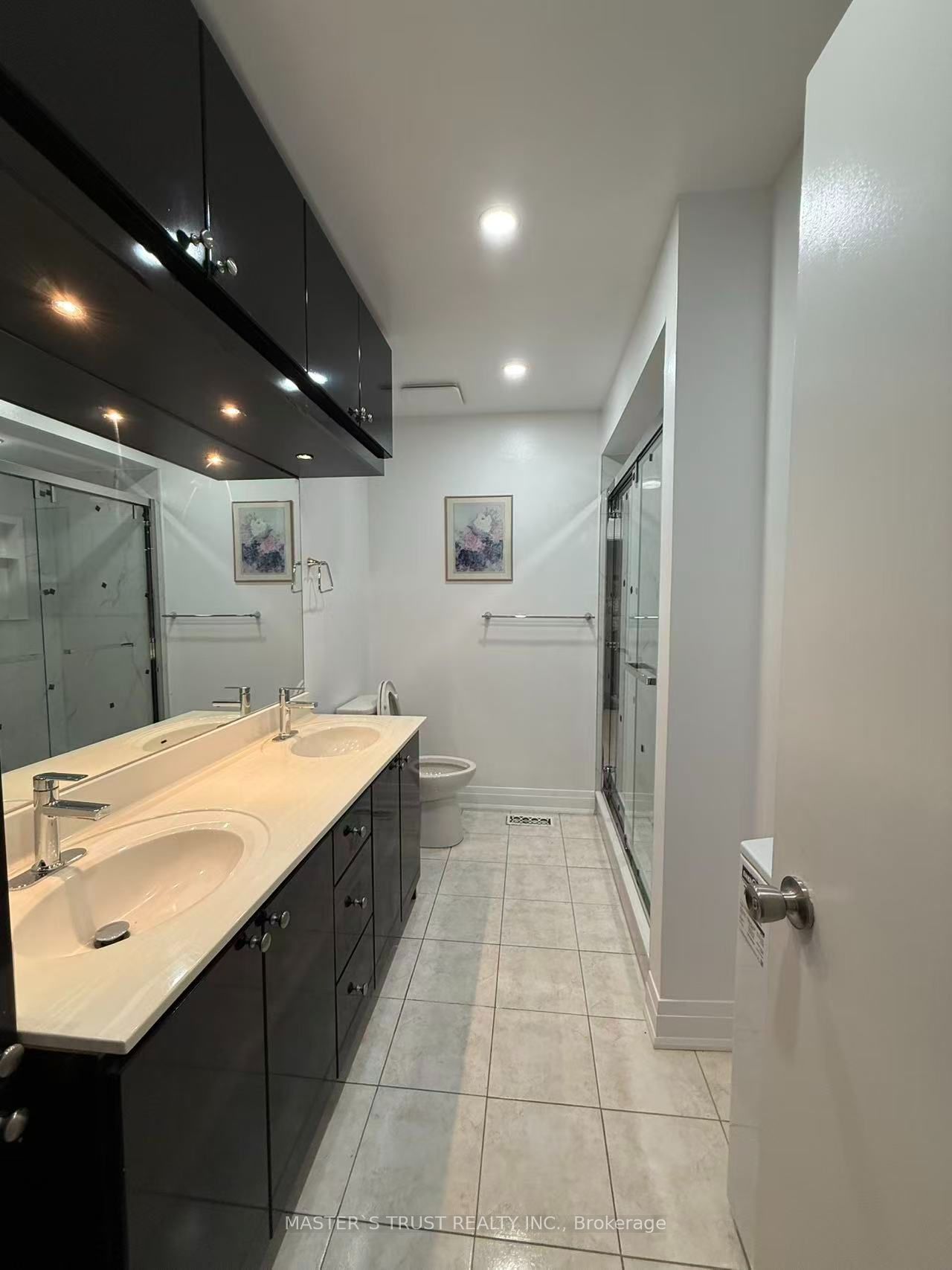 92 Loganberry Crescent Main Property Photo 12
