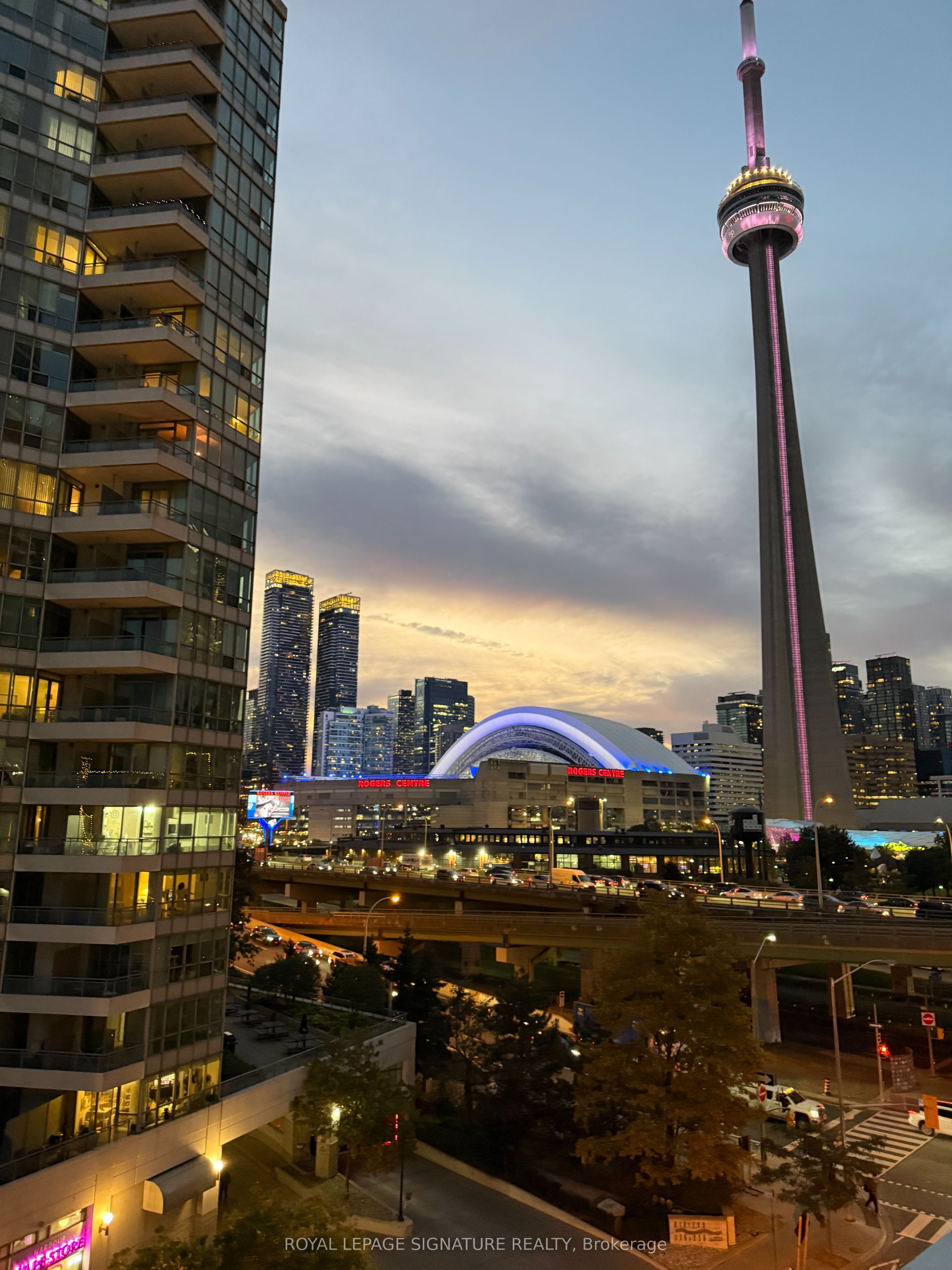 218 Queens Quay W 510 Property Photo 20