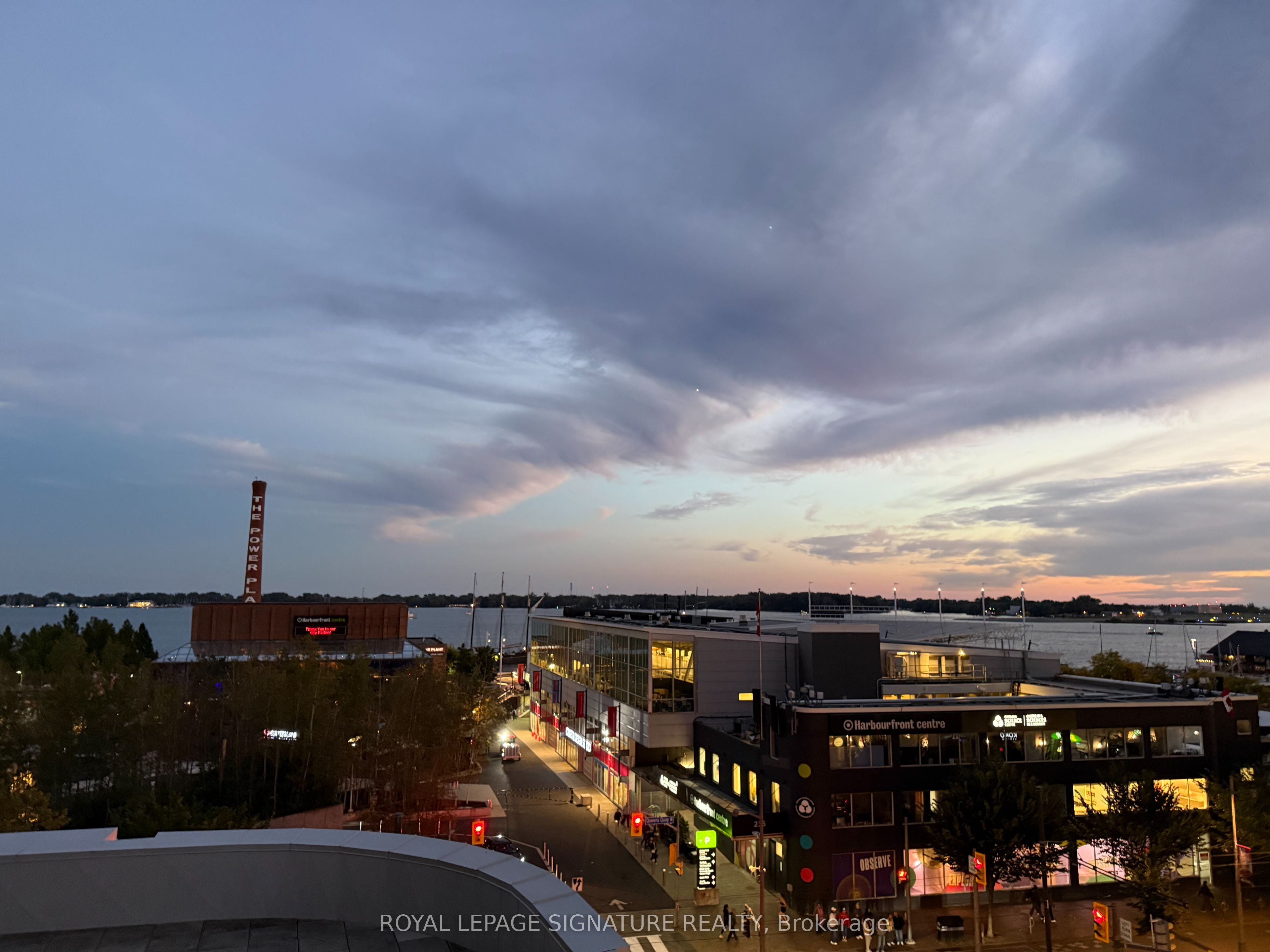 218 Queens Quay W 510 Property Photo 27