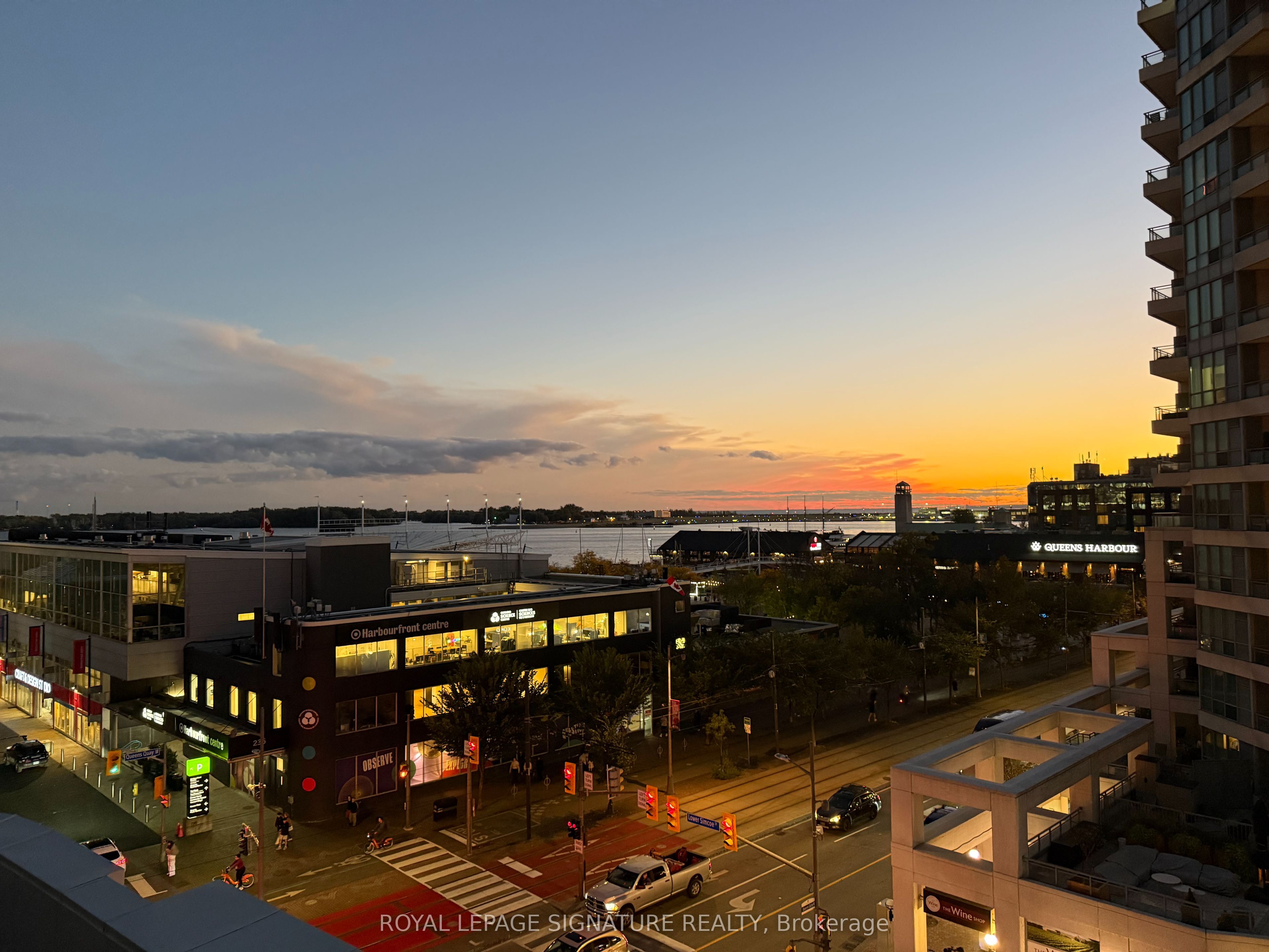 218 Queens Quay W 510 Property Photo 29