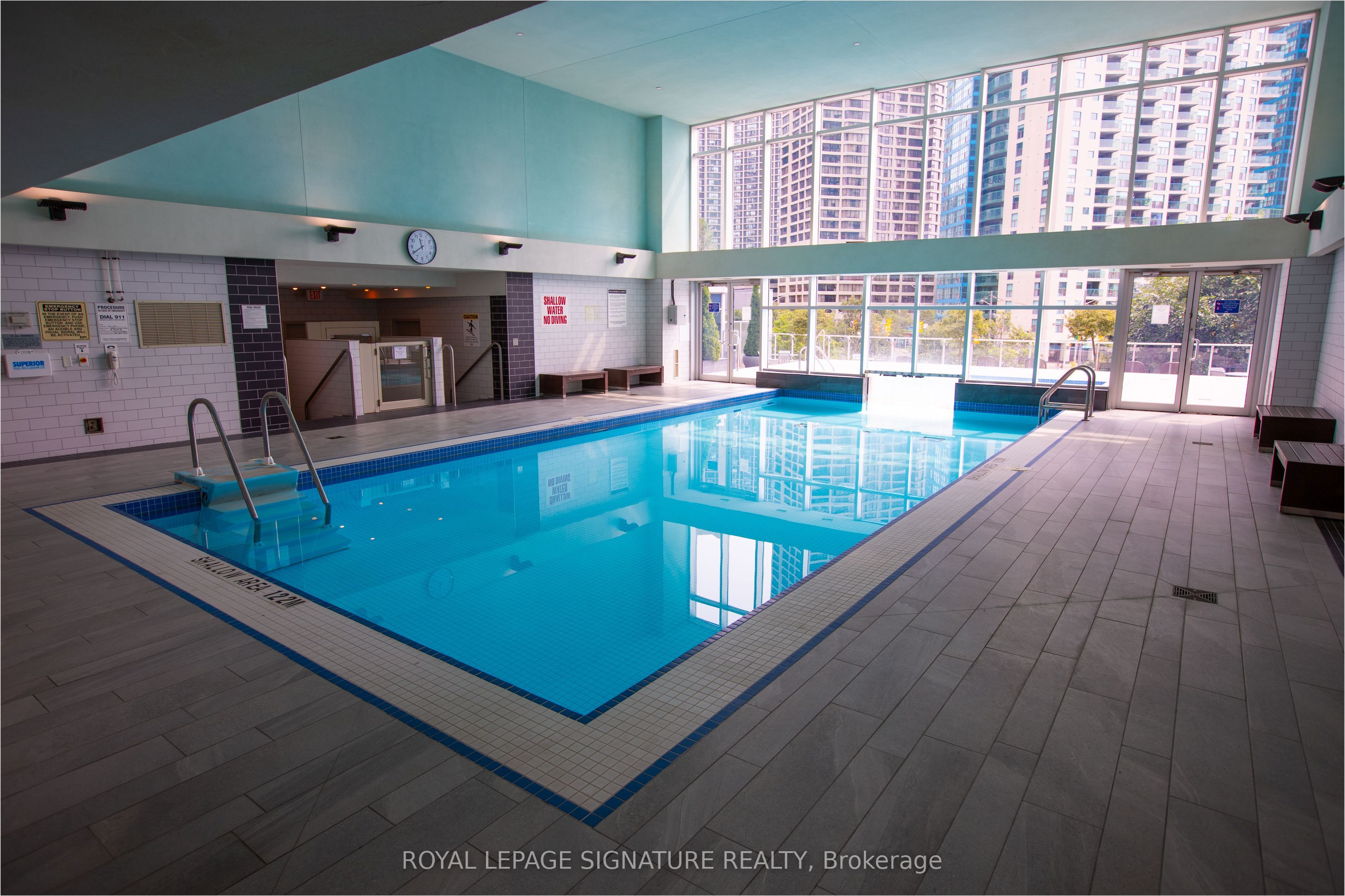 218 Queens Quay W 510 Property Photo 33