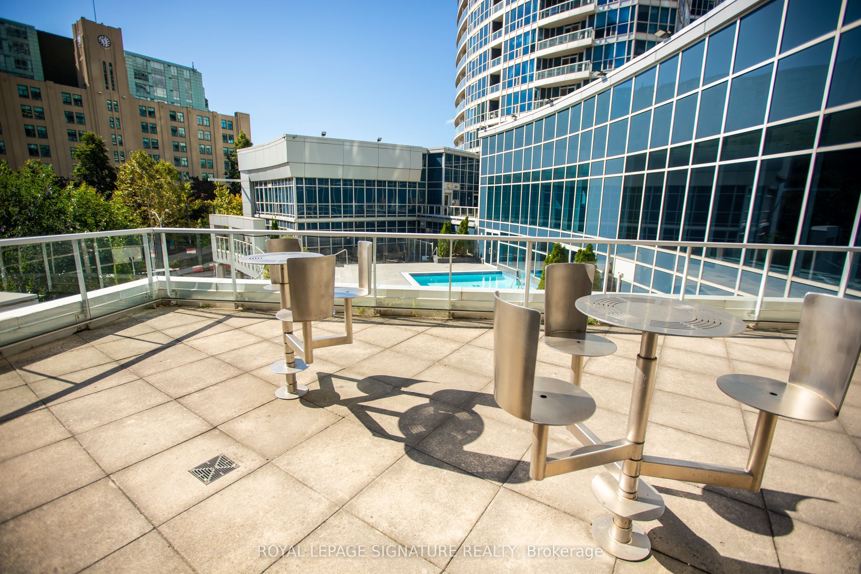 218 Queens Quay W 510 Property Photo 38