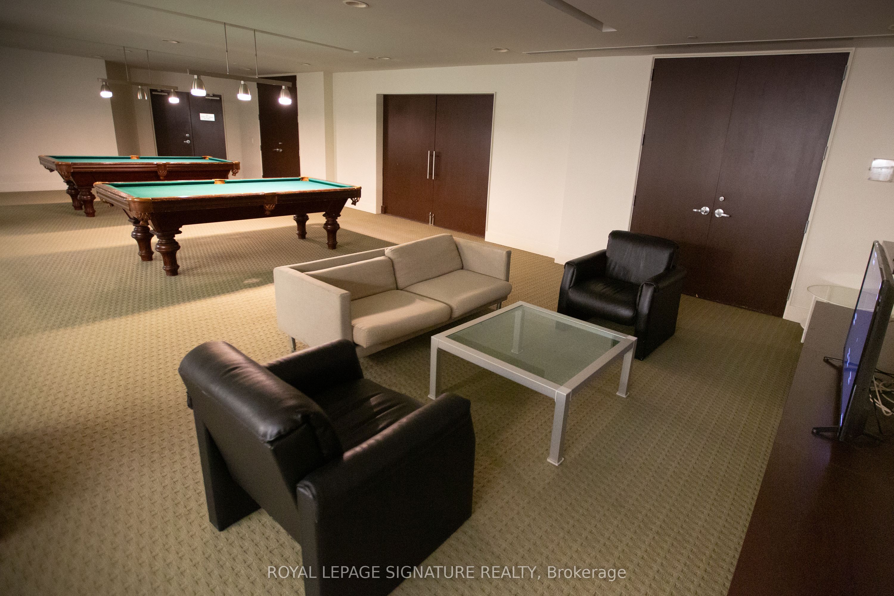 218 Queens Quay W 510 Property Photo 41