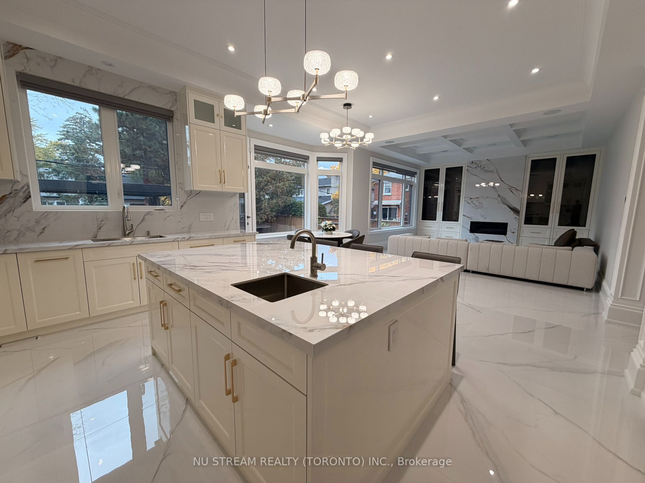 108 Abitibi Avenue Property Photo 12