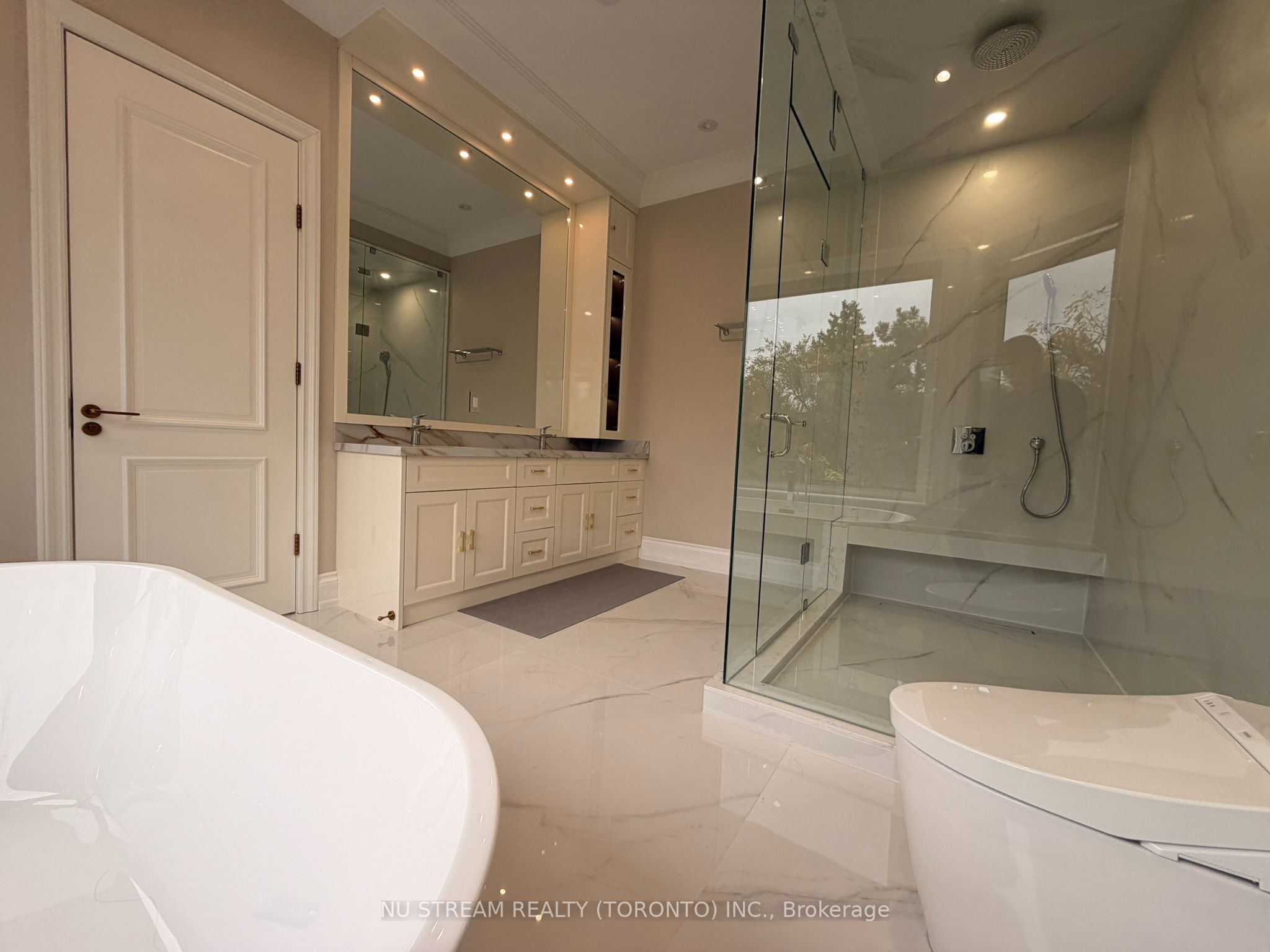 108 Abitibi Avenue Property Photo 22