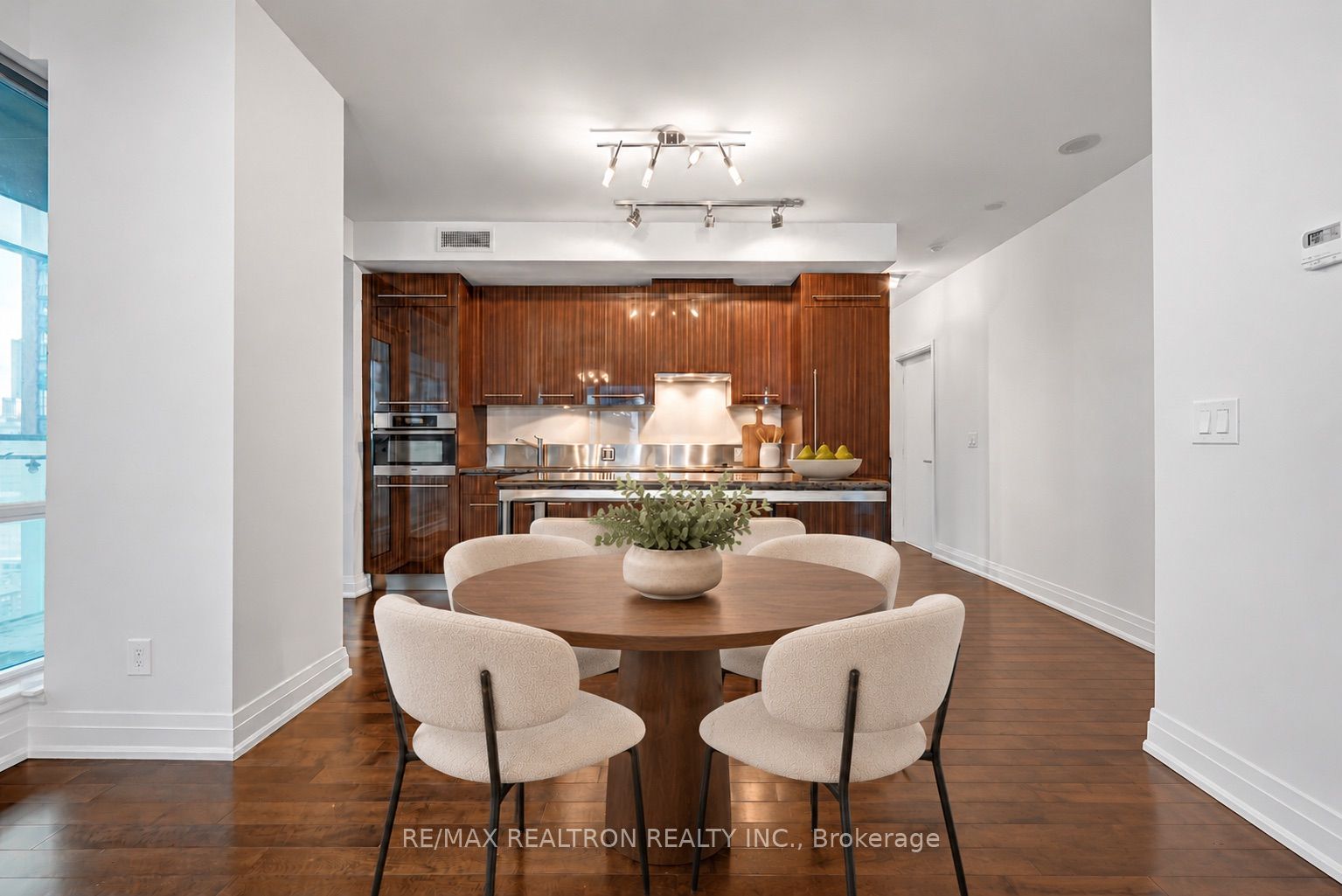 80 John Street 2206 Property Photo 6