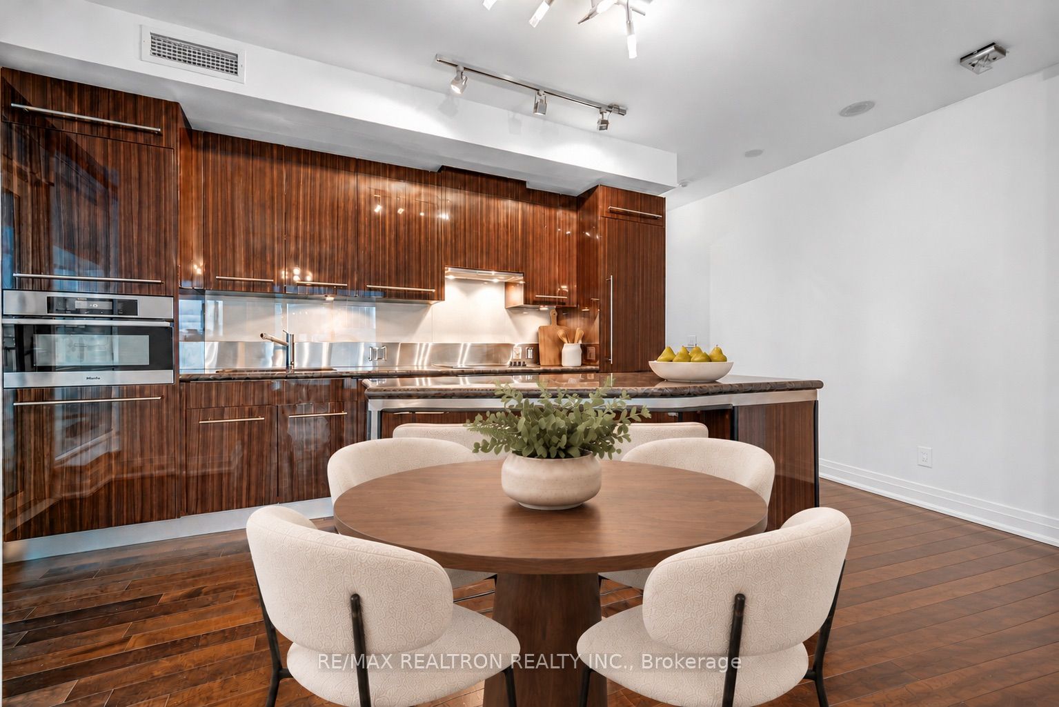 80 John Street 2206 Property Photo 7