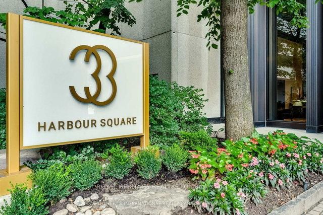 33 Harbour Square 1240 Property Photo 3