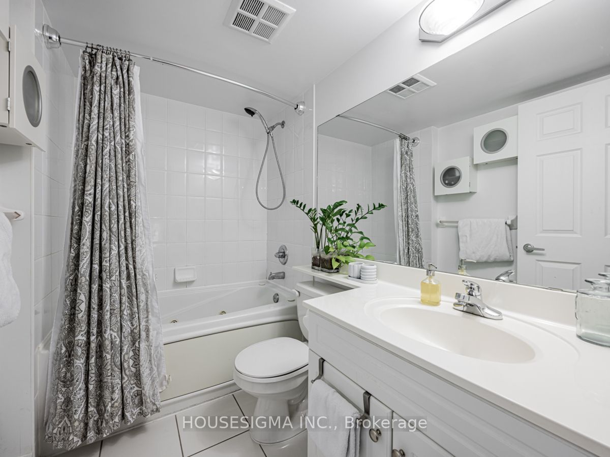 19 Barberry Place 505 Property Photo 16