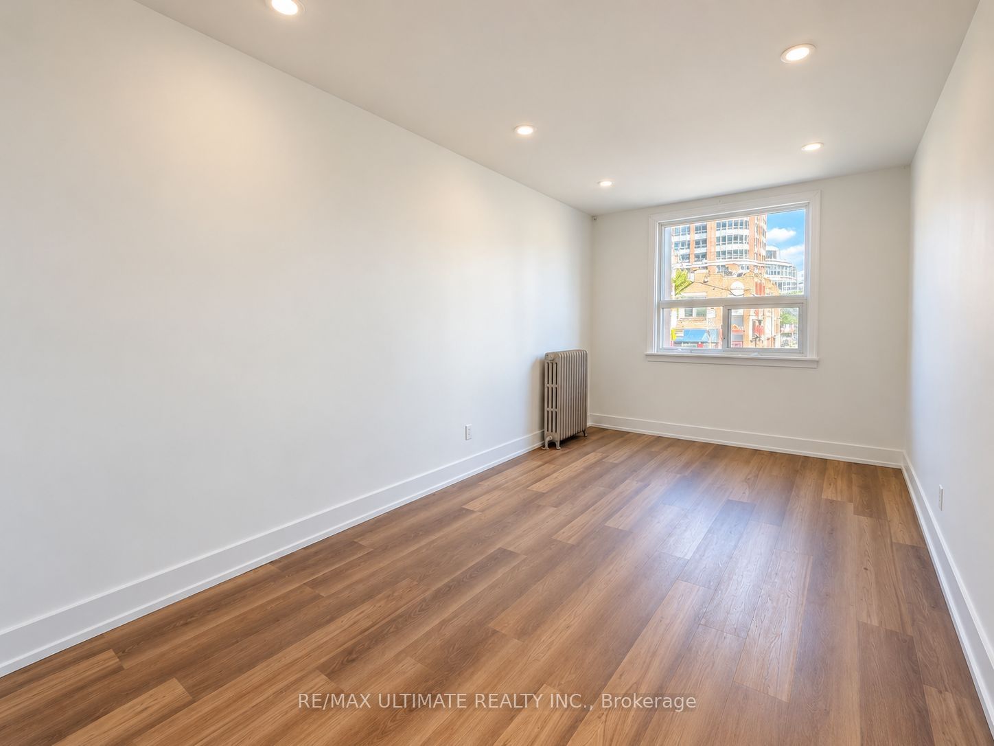 5310 Yonge Street 2nd Floor Property Photo 3