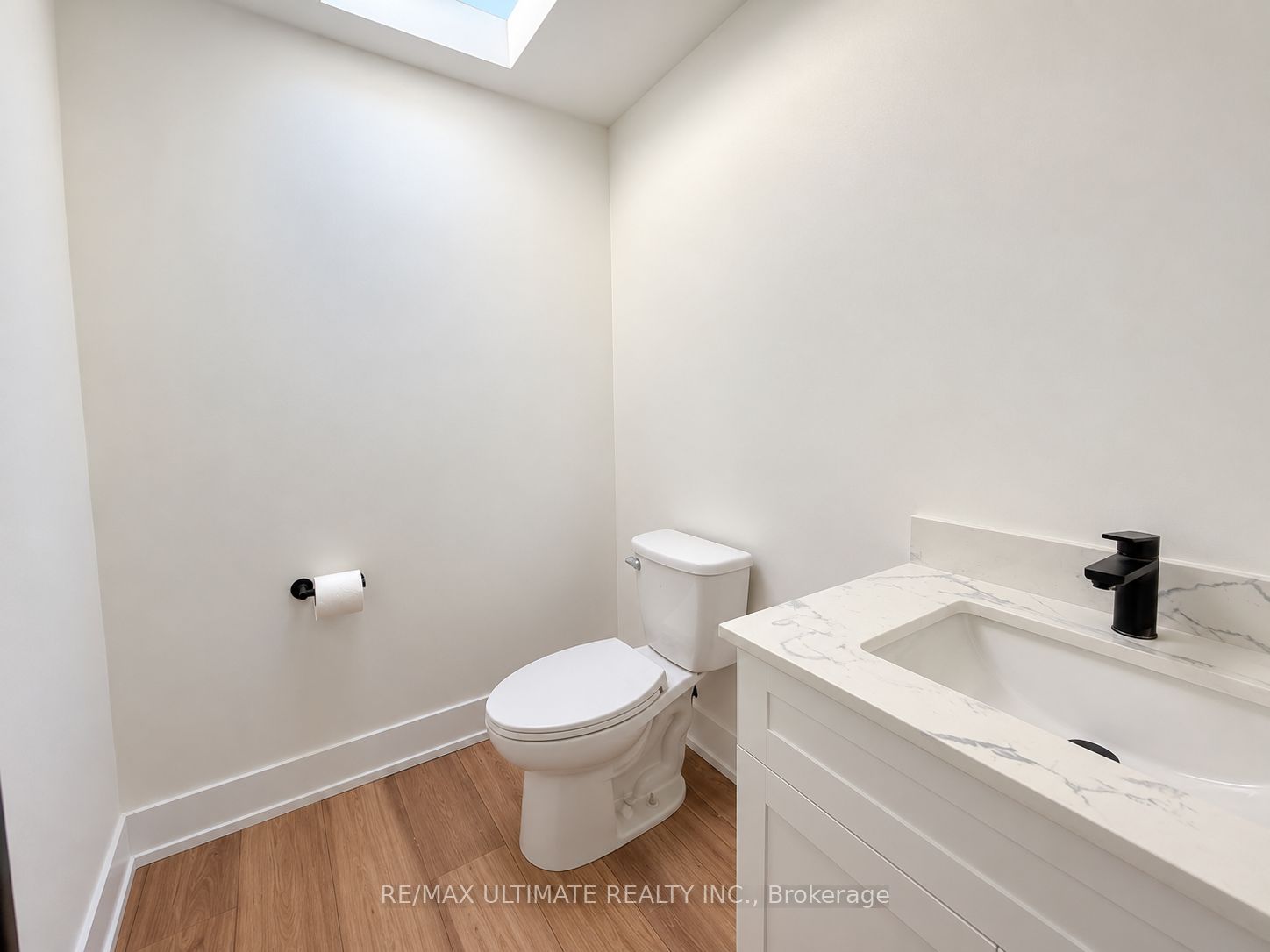 5310 Yonge Street 2nd Floor Property Photo 11