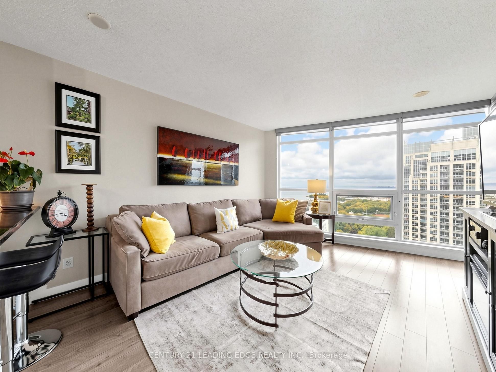 600 Fleet Street 2508 Property Photo 9