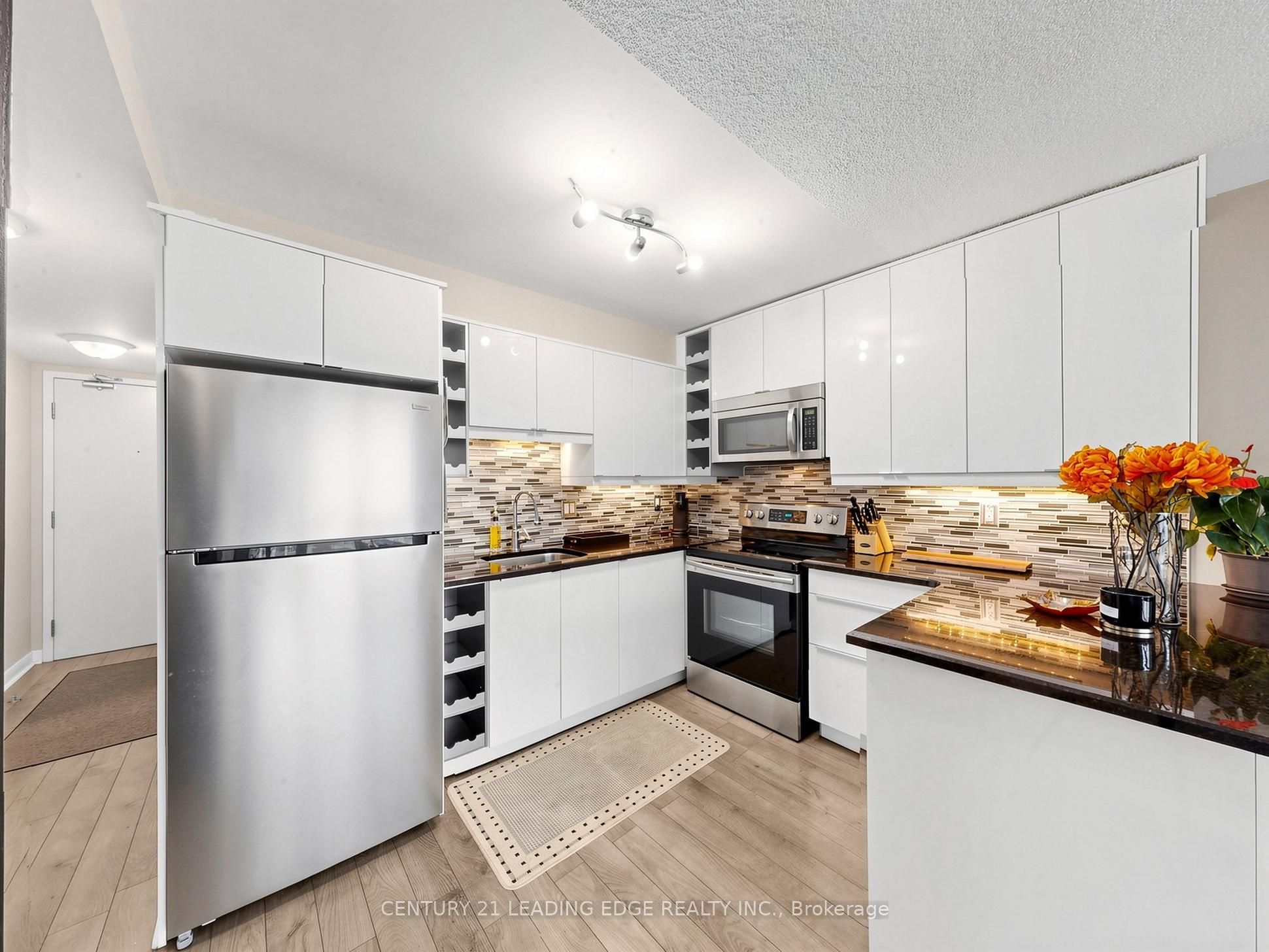 600 Fleet Street 2508 Property Photo 12