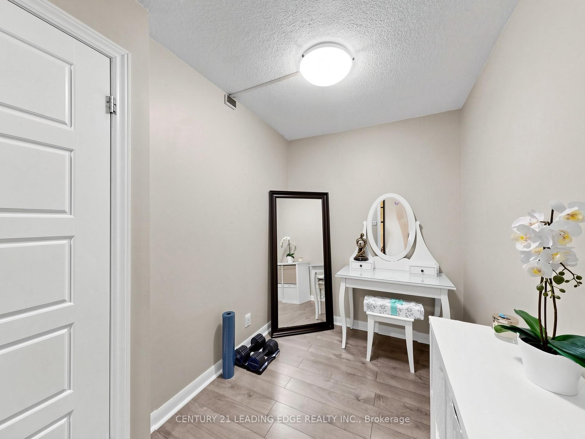600 Fleet Street 2508 Property Photo 22