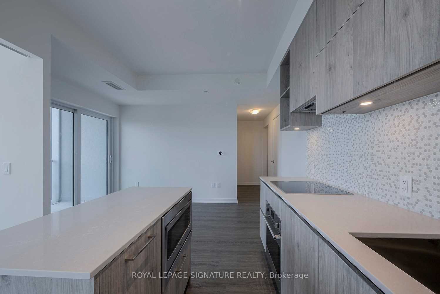 1 Yorkville Avenue 4308 Property Photo 1