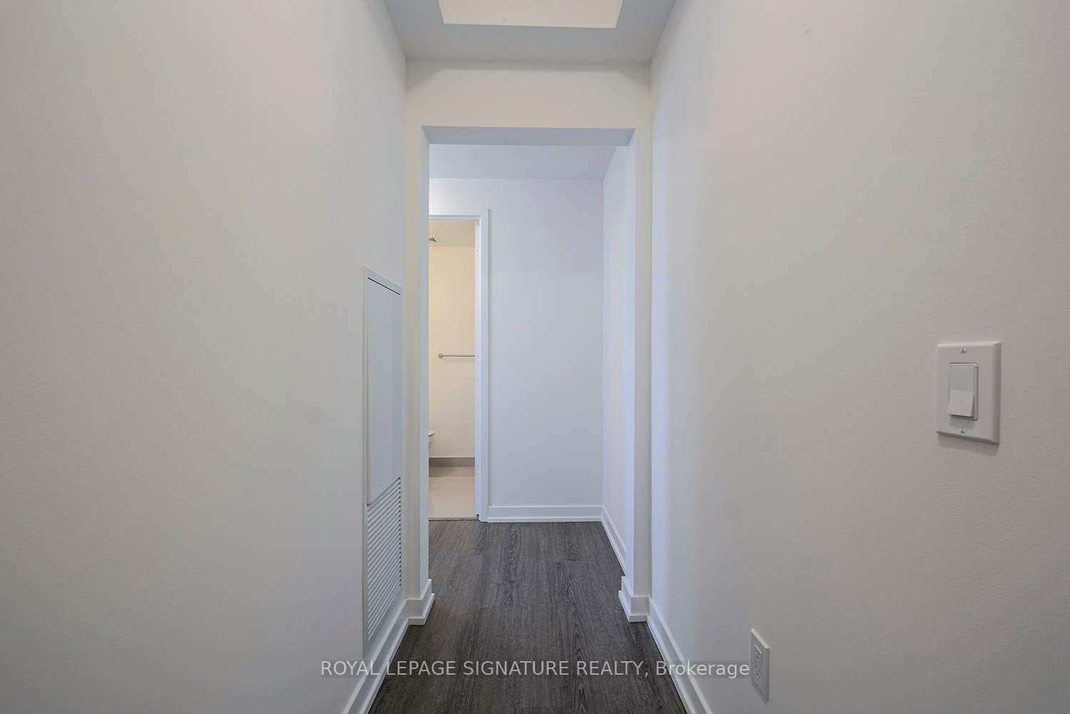 1 Yorkville Avenue 4308 Property Photo 6
