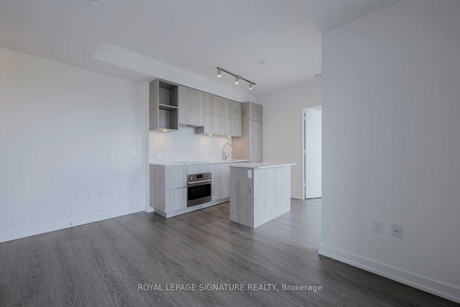1 Yorkville Avenue 4308 Property Photo 9