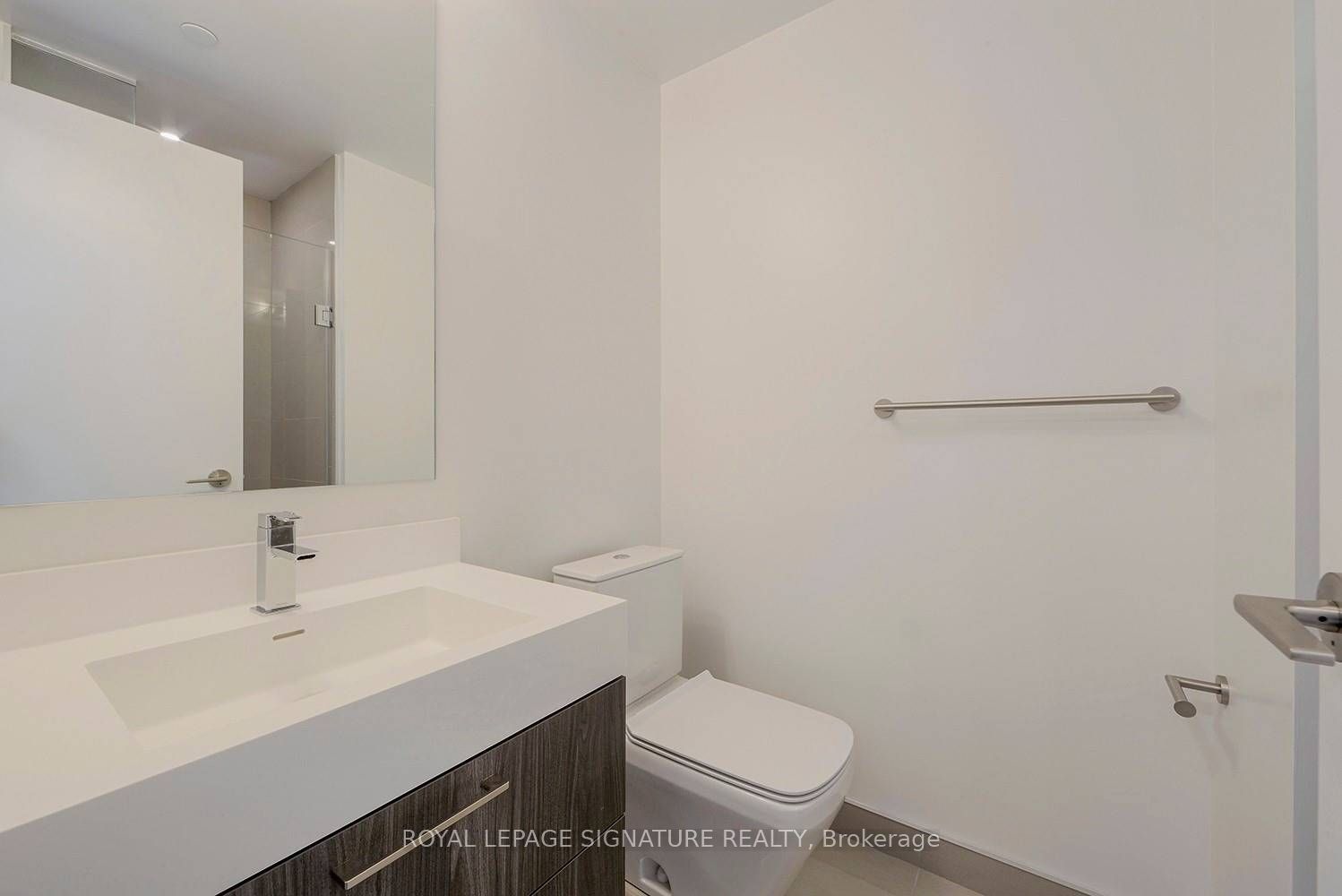 1 Yorkville Avenue 4308 Property Photo 12
