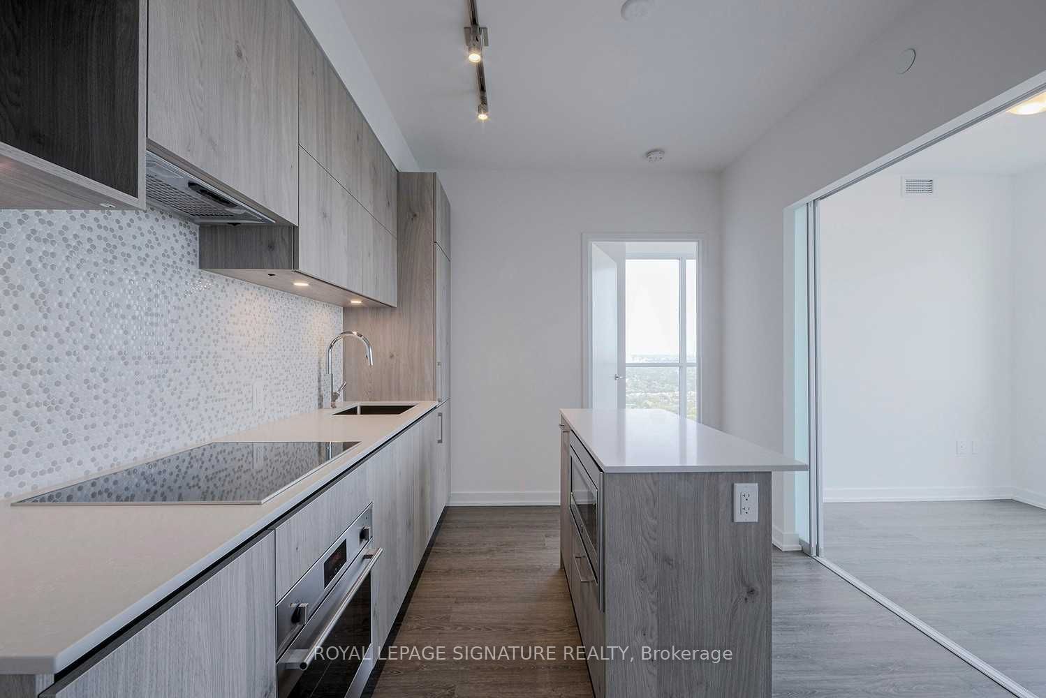 1 Yorkville Avenue 4308 Property Photo 15