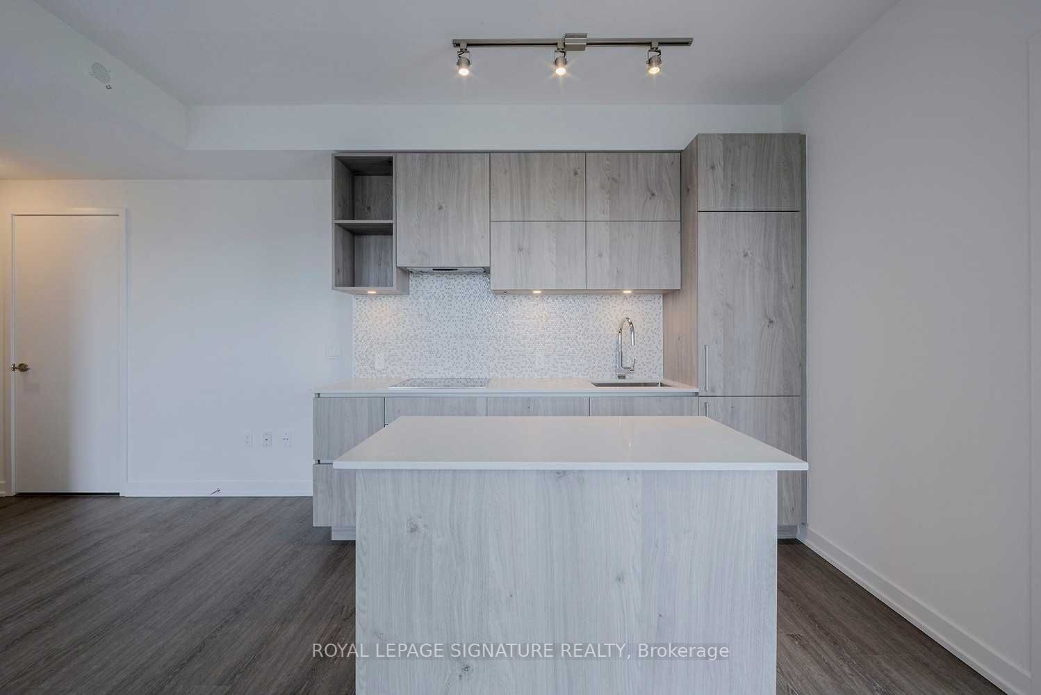 1 Yorkville Avenue 4308 Property Photo 17