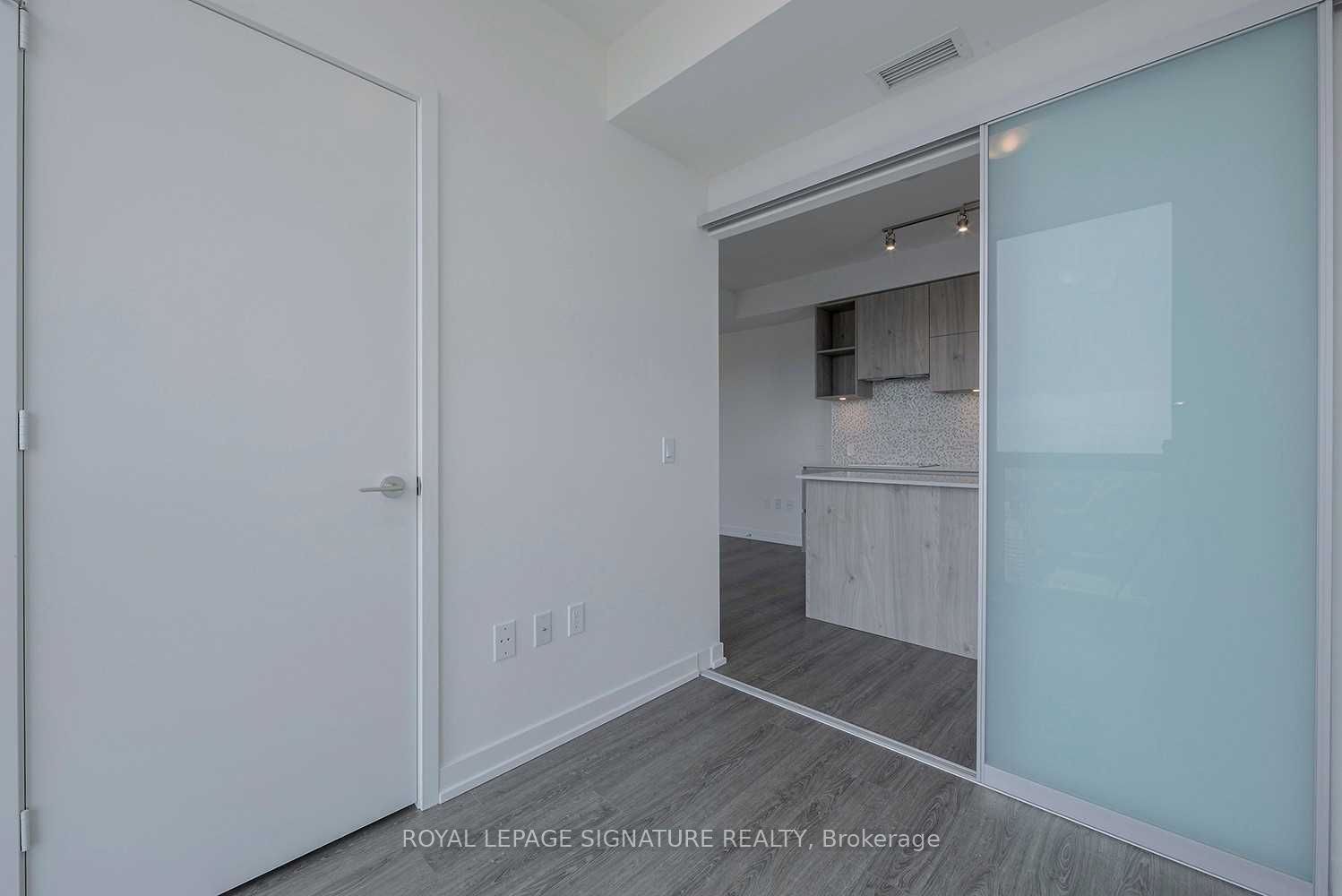 1 Yorkville Avenue 4308 Property Photo 23