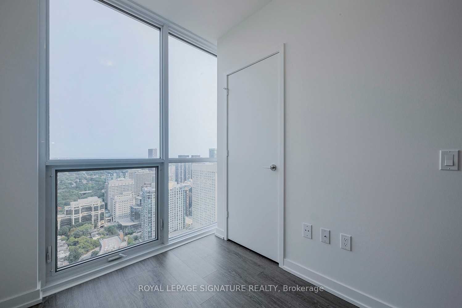 1 Yorkville Avenue 4308 Property Photo 24