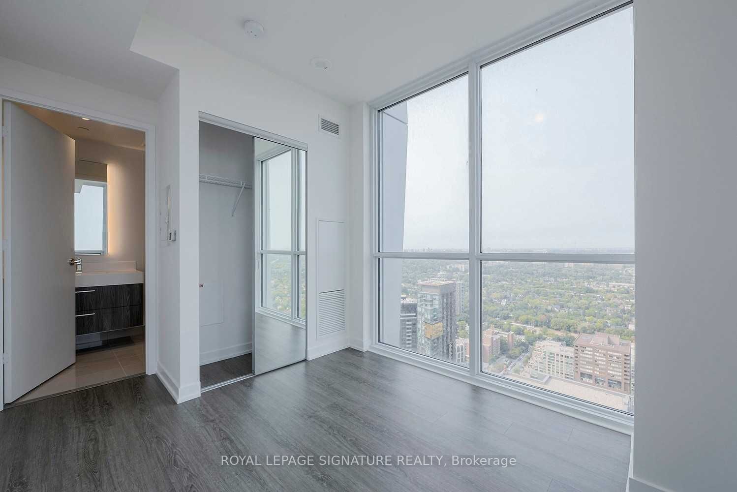 1 Yorkville Avenue 4308 Property Photo 26