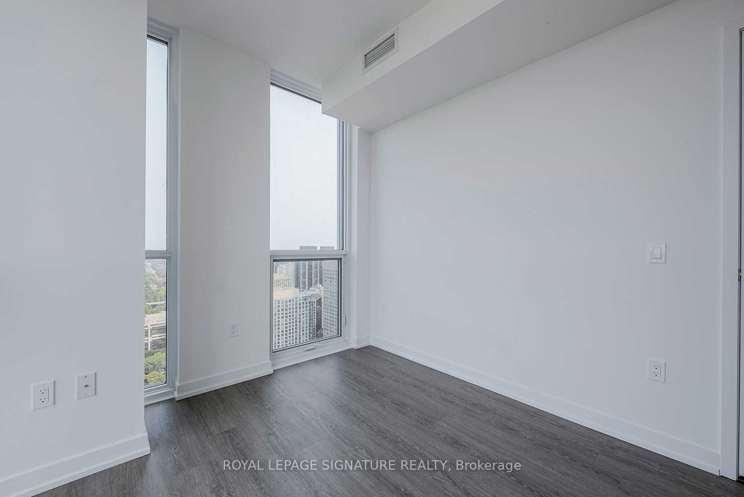 1 Yorkville Avenue 4308 Property Photo 27