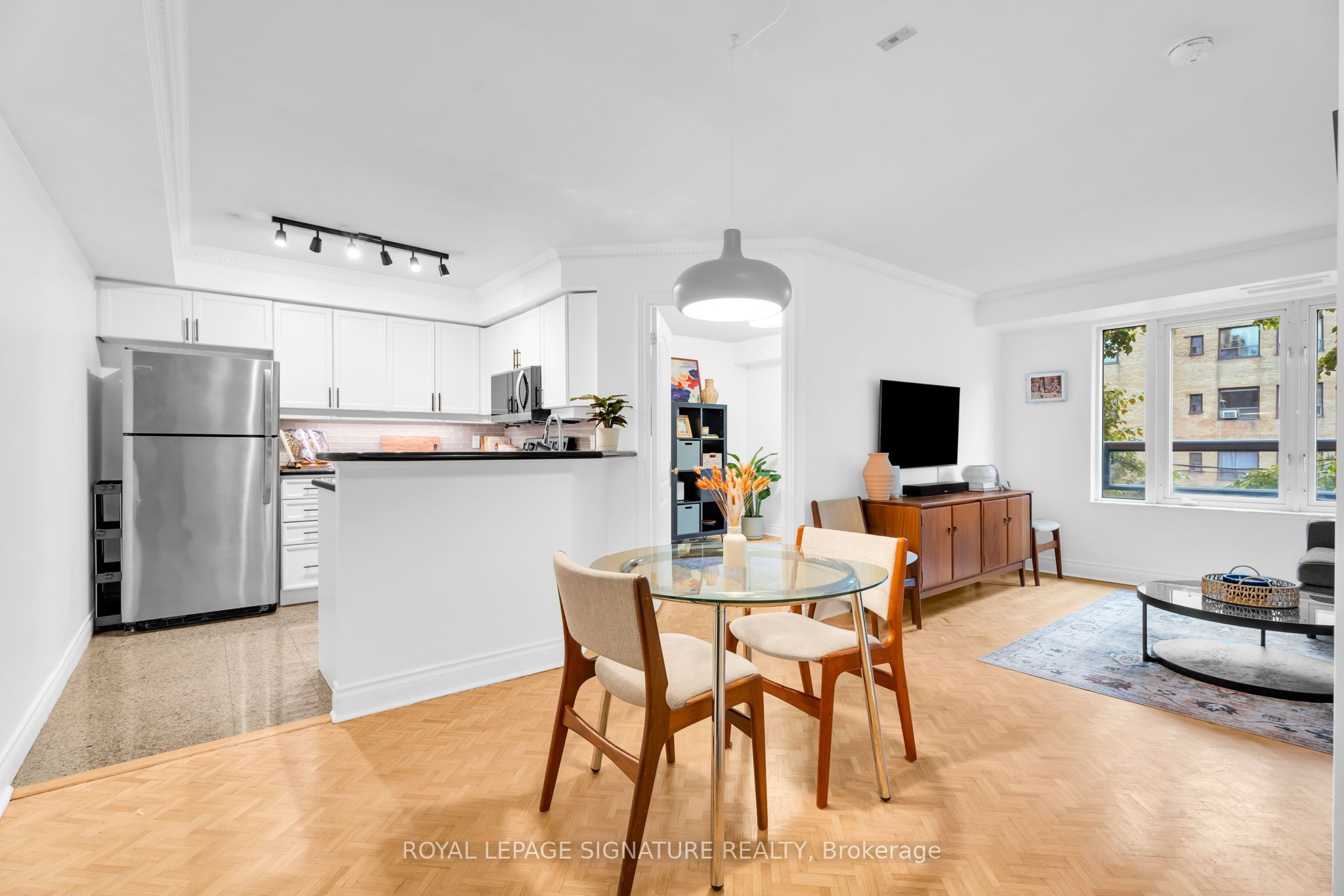 800 Spadina Road 301 Property Photo 1