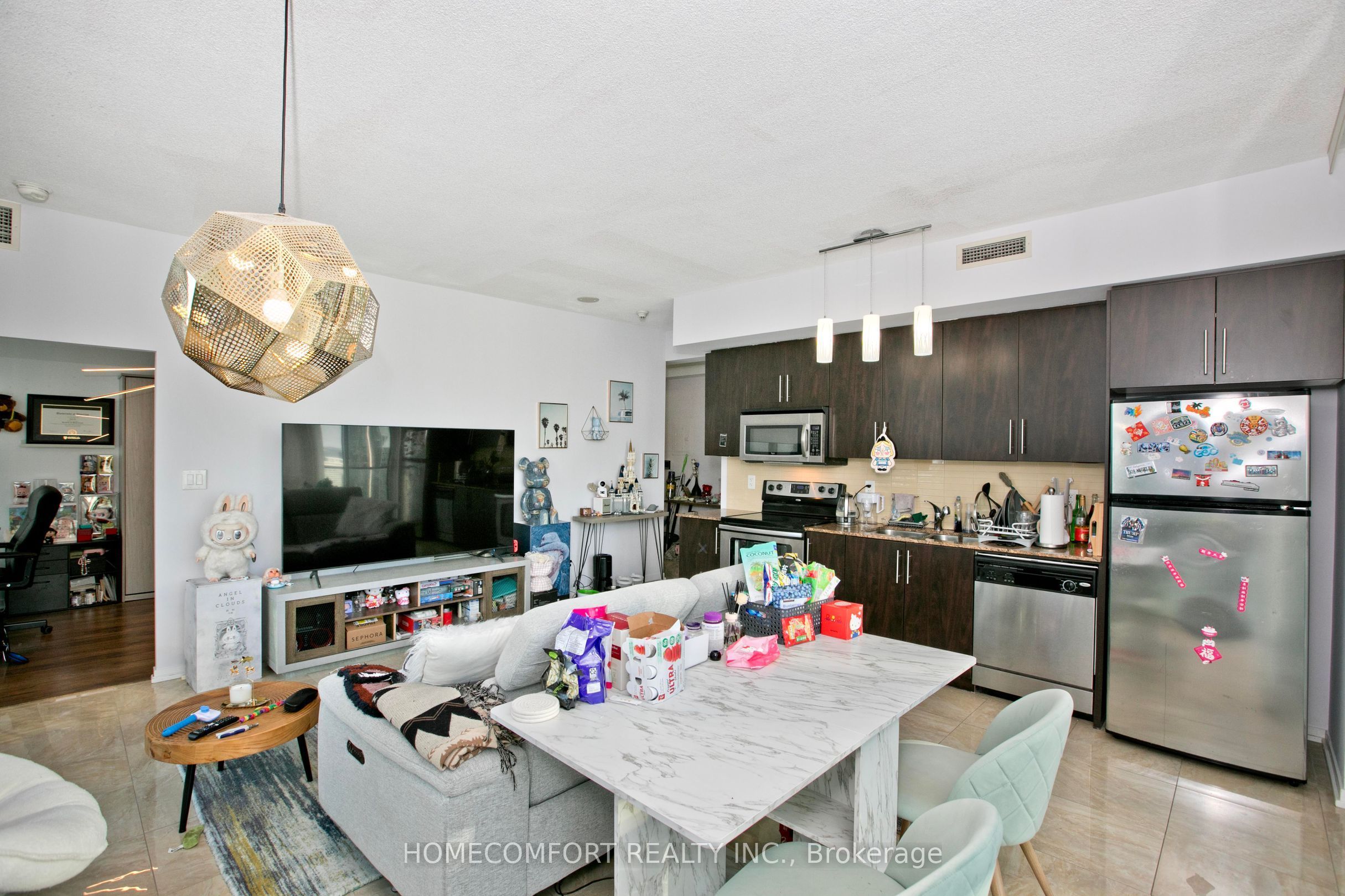 55 Bremner Boulevard 4107 Property Photo 7