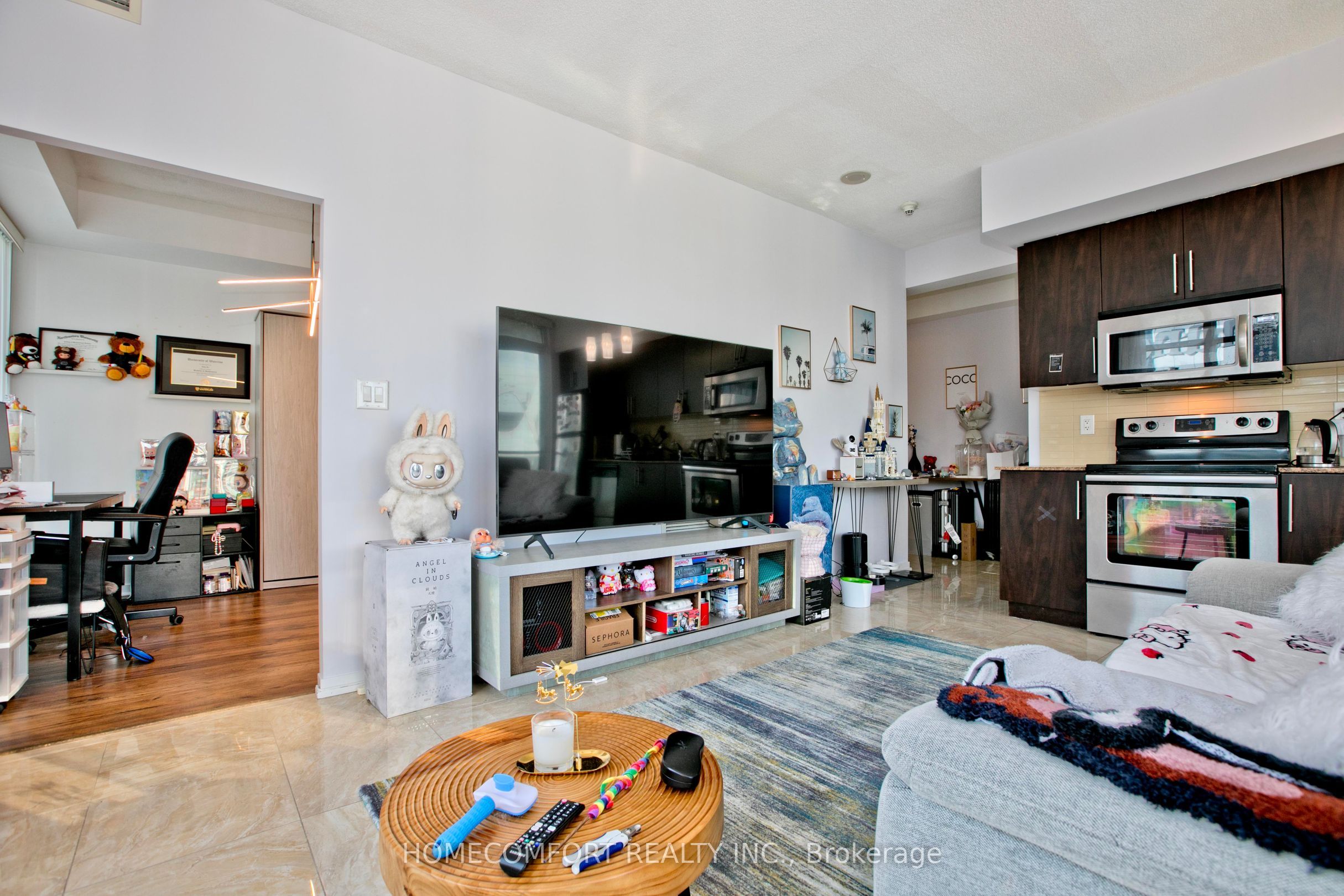 55 Bremner Boulevard 4107 Property Photo 8