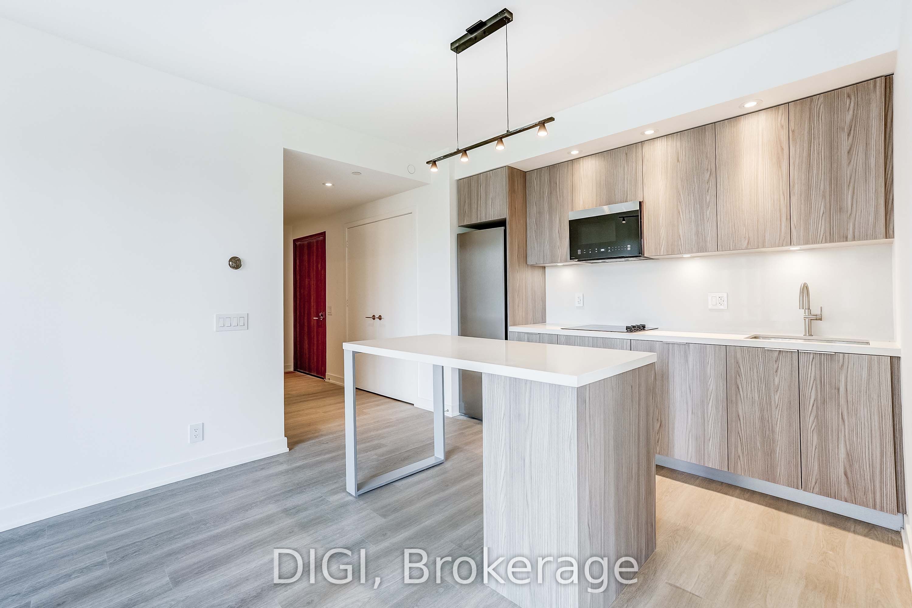 120 Ontario Street Q1218 Property Photo 5