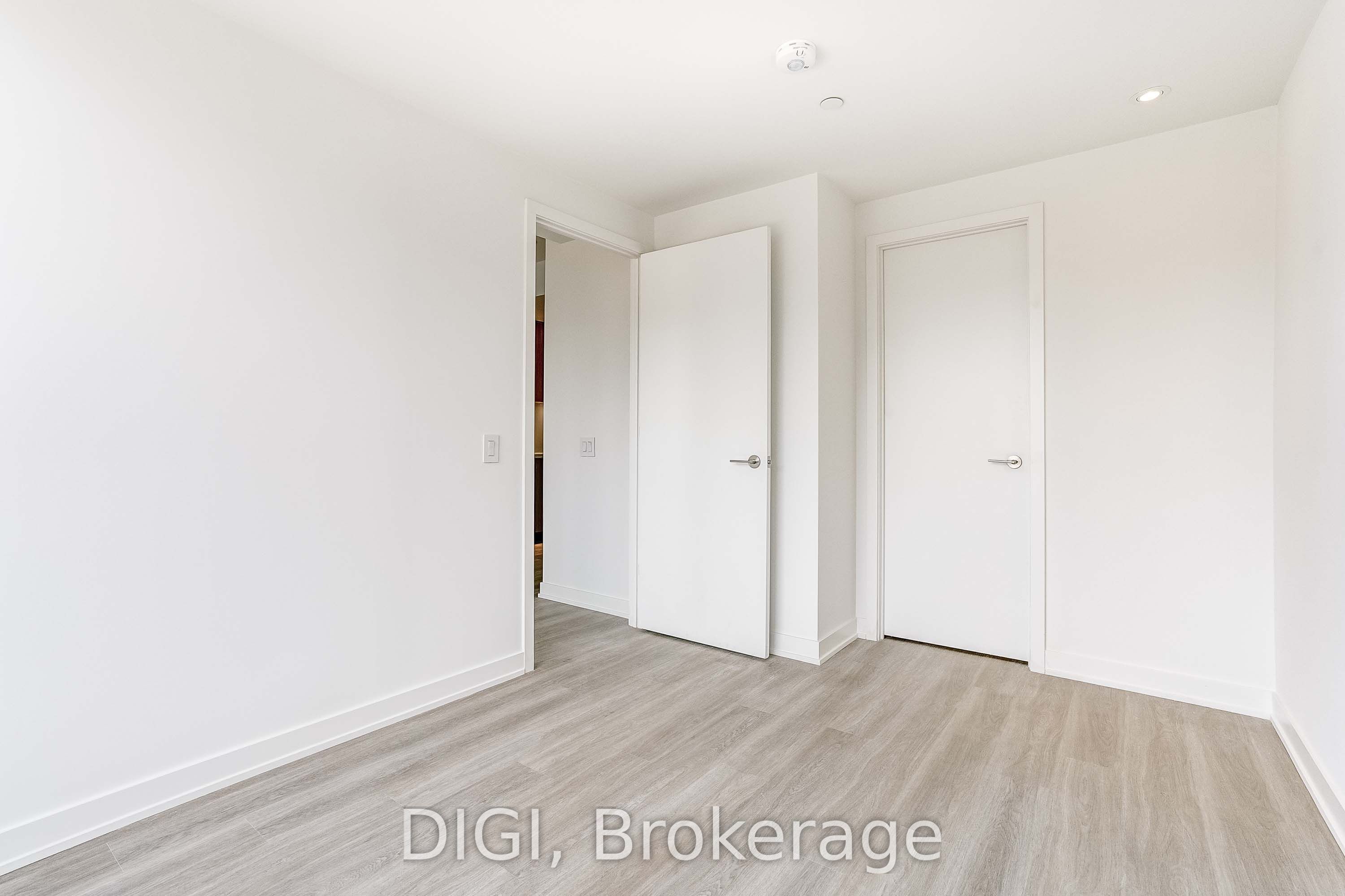 120 Ontario Street Q1215 Property Photo 11