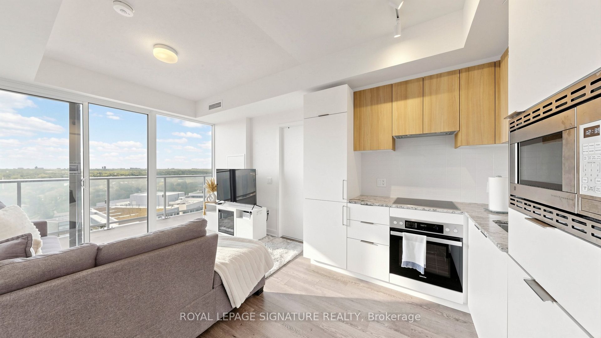 50 O'neill Road 1608 Property Photo 1