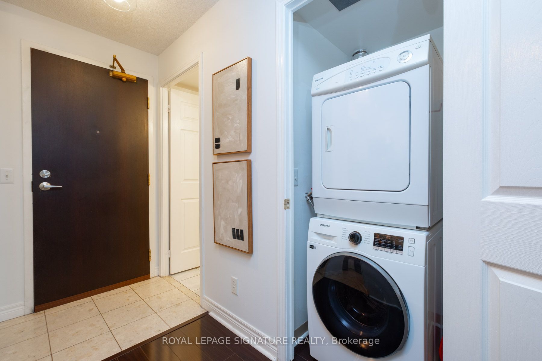 30 Grand Trunk Crescent Ph03 Property Photo 21