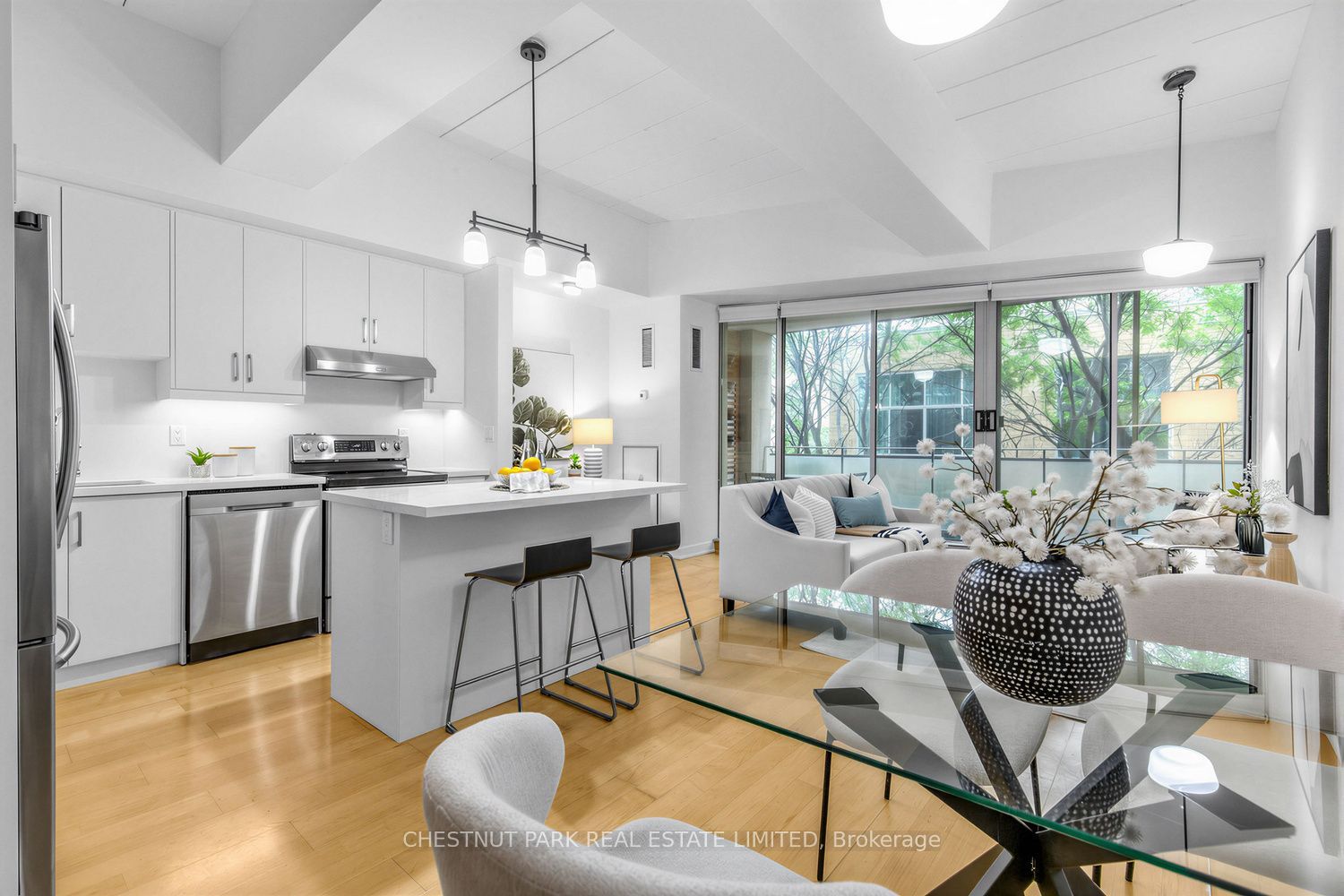 160 Baldwin Street 409 Property Photo 7