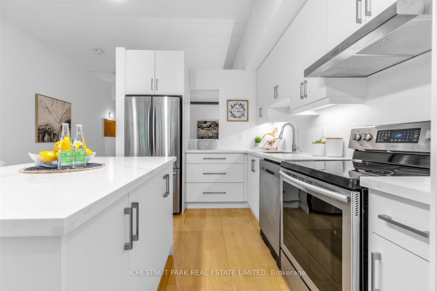 160 Baldwin Street 409 Property Photo 10