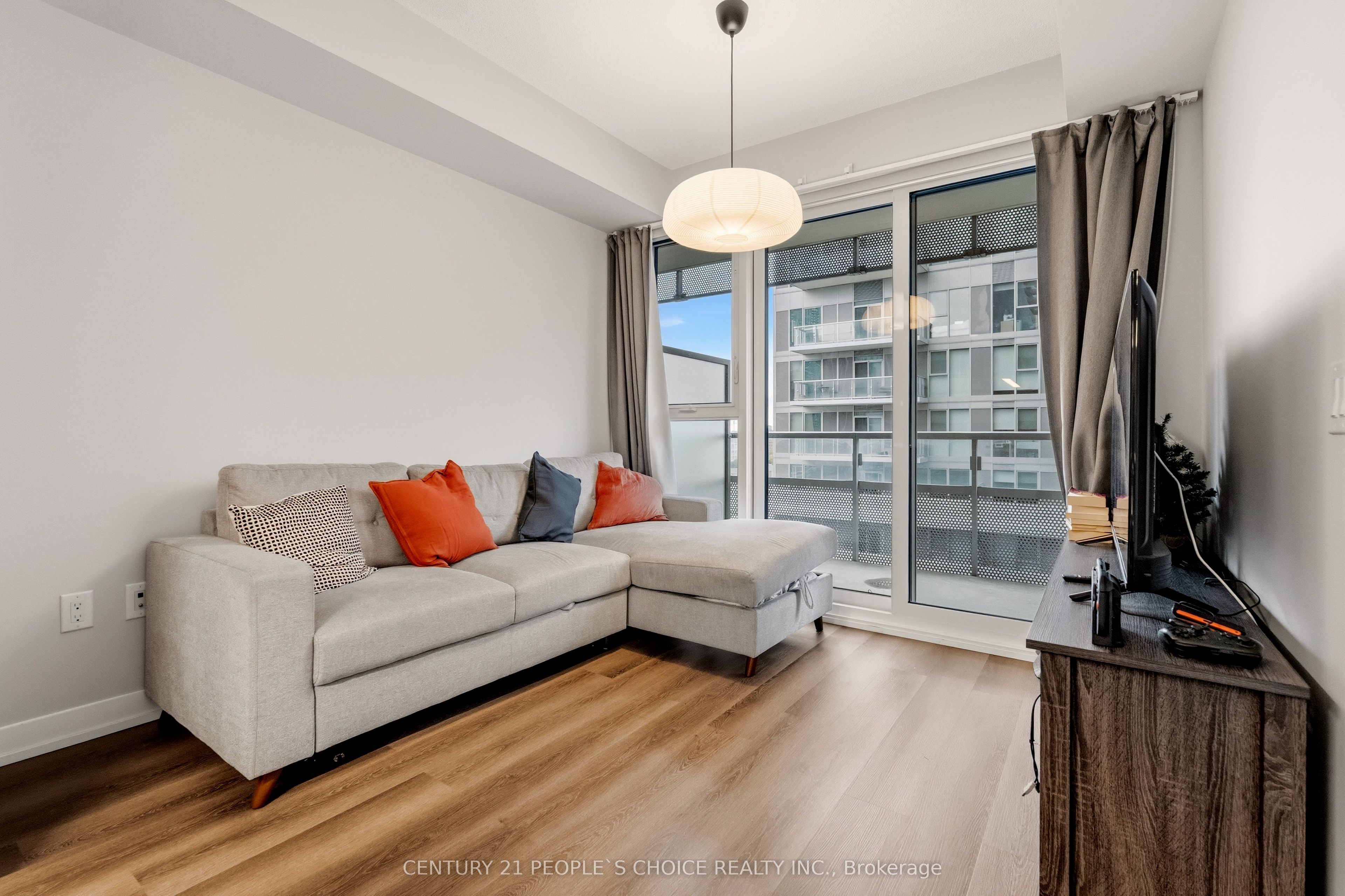 15 Lower Jarvis Street 817 Property Photo 6