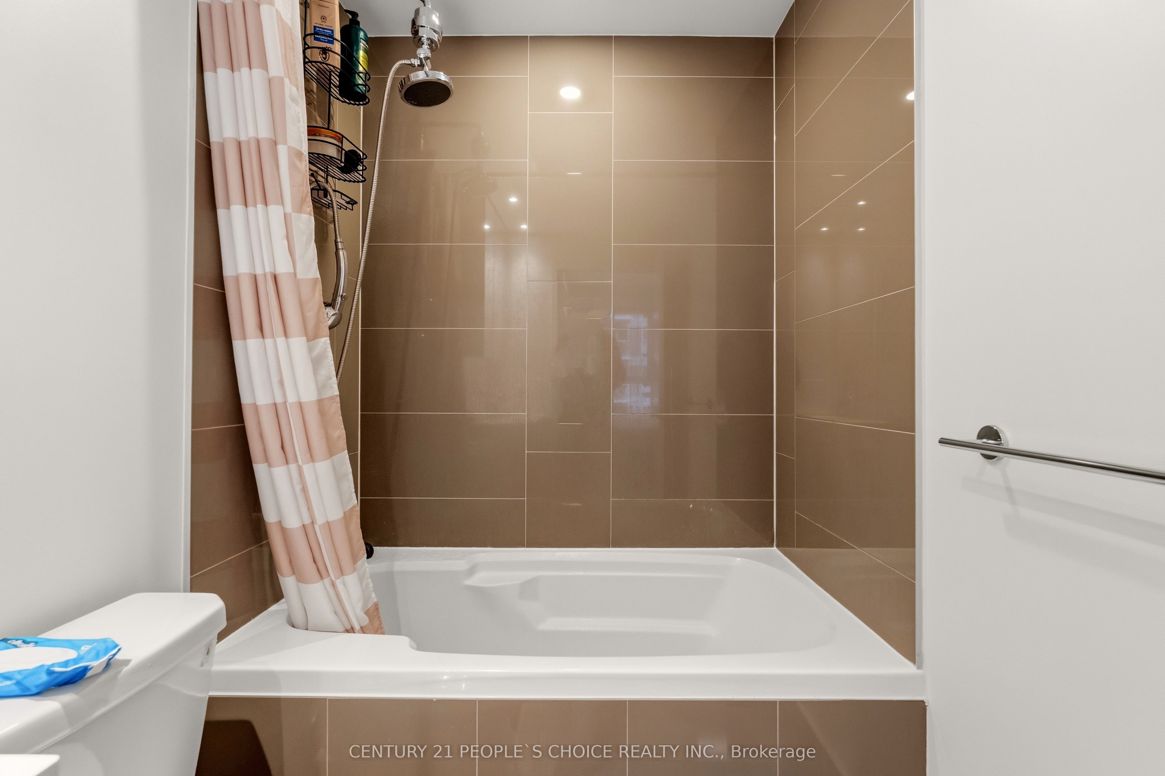 15 Lower Jarvis Street 817 Property Photo 16
