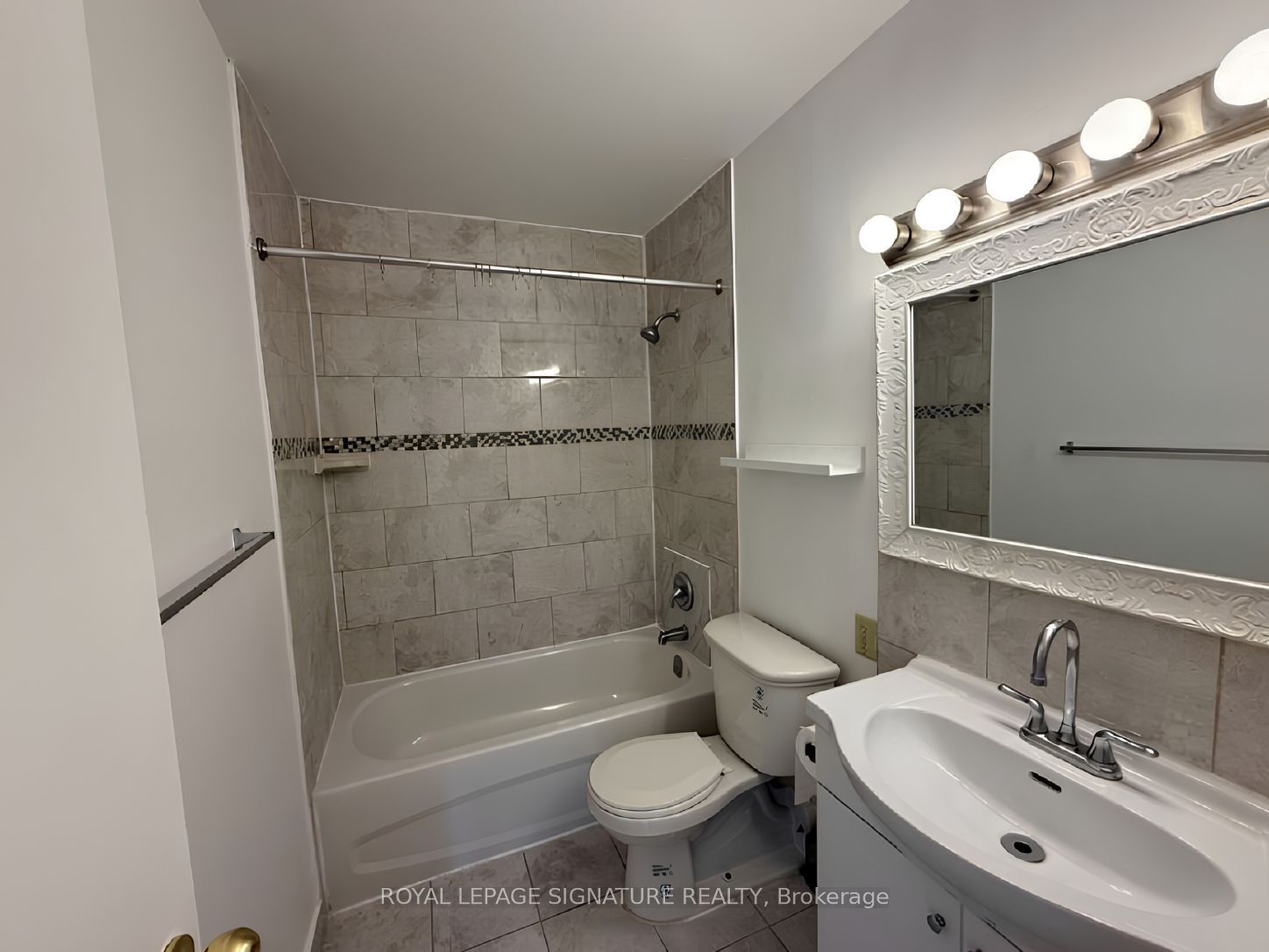 715 Don Mills Road 607 Property Photo 9
