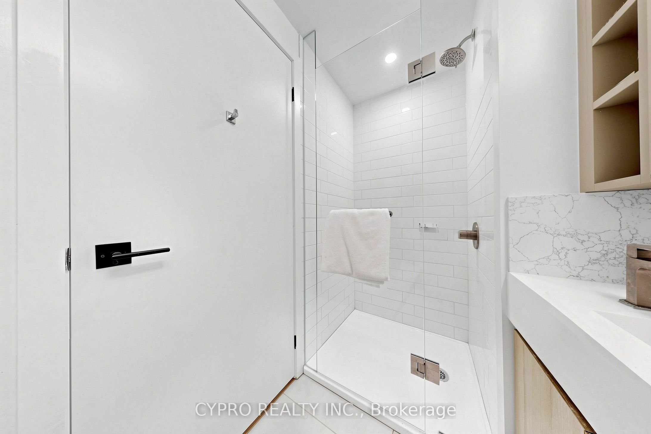 319 Jarvis Street 3802 Property Photo 20