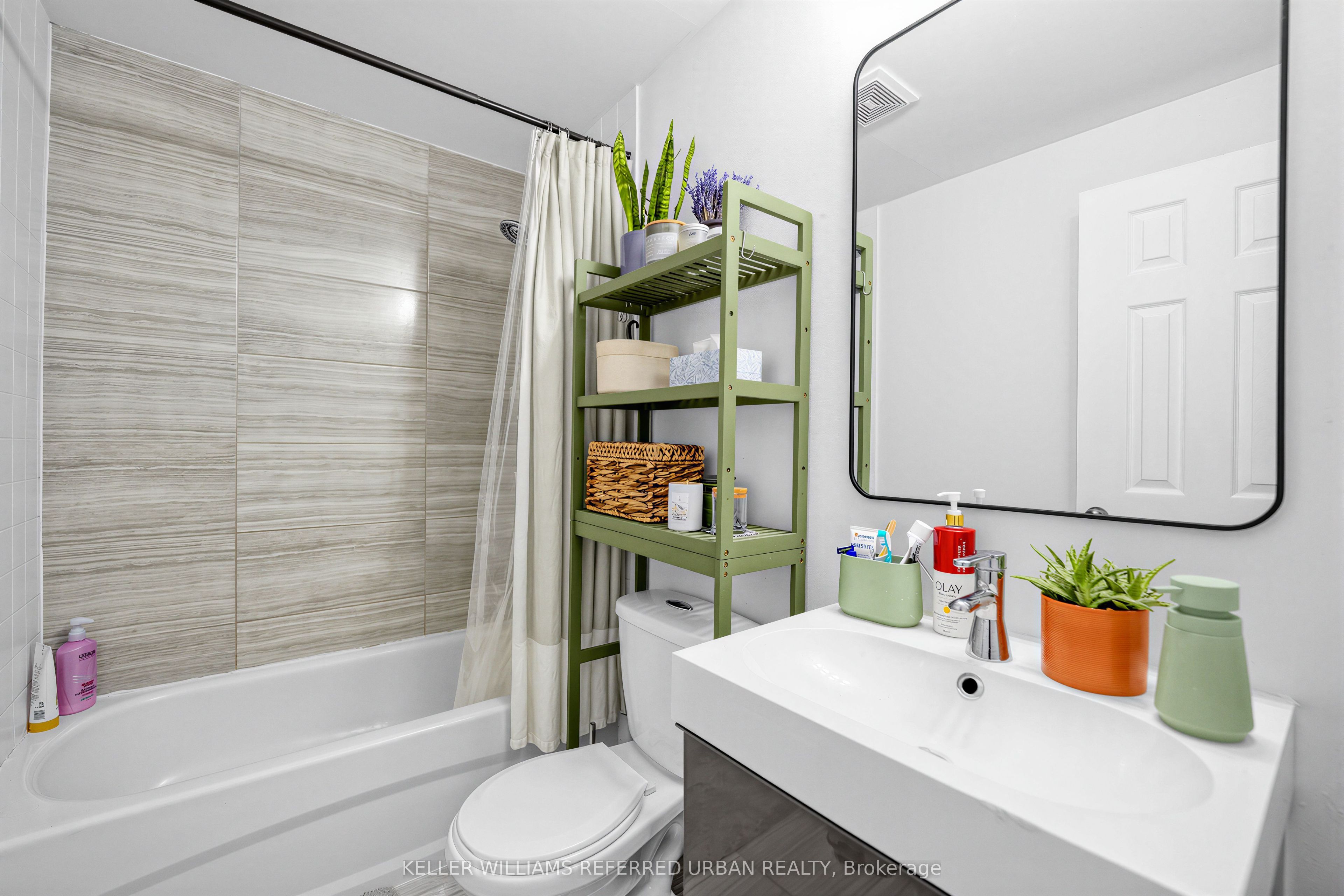 20 Concord Avenue Property Photo 6