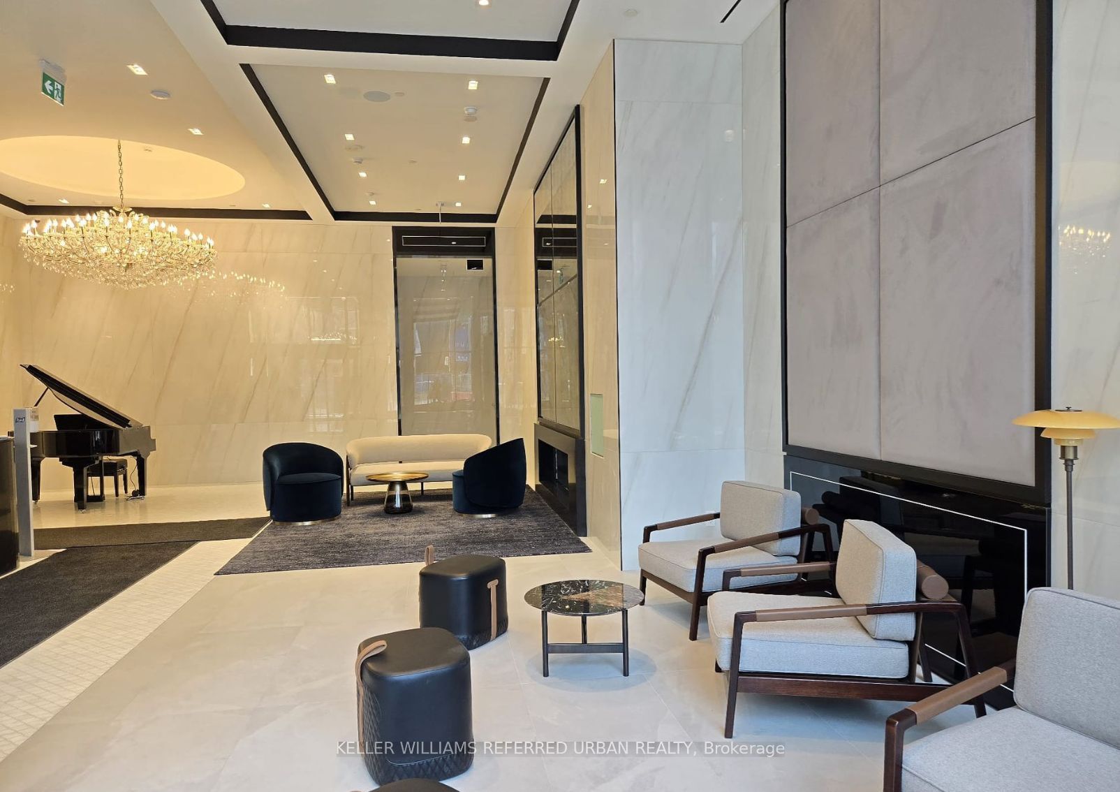 8 Wellesley Street W 3308 Property Photo 2