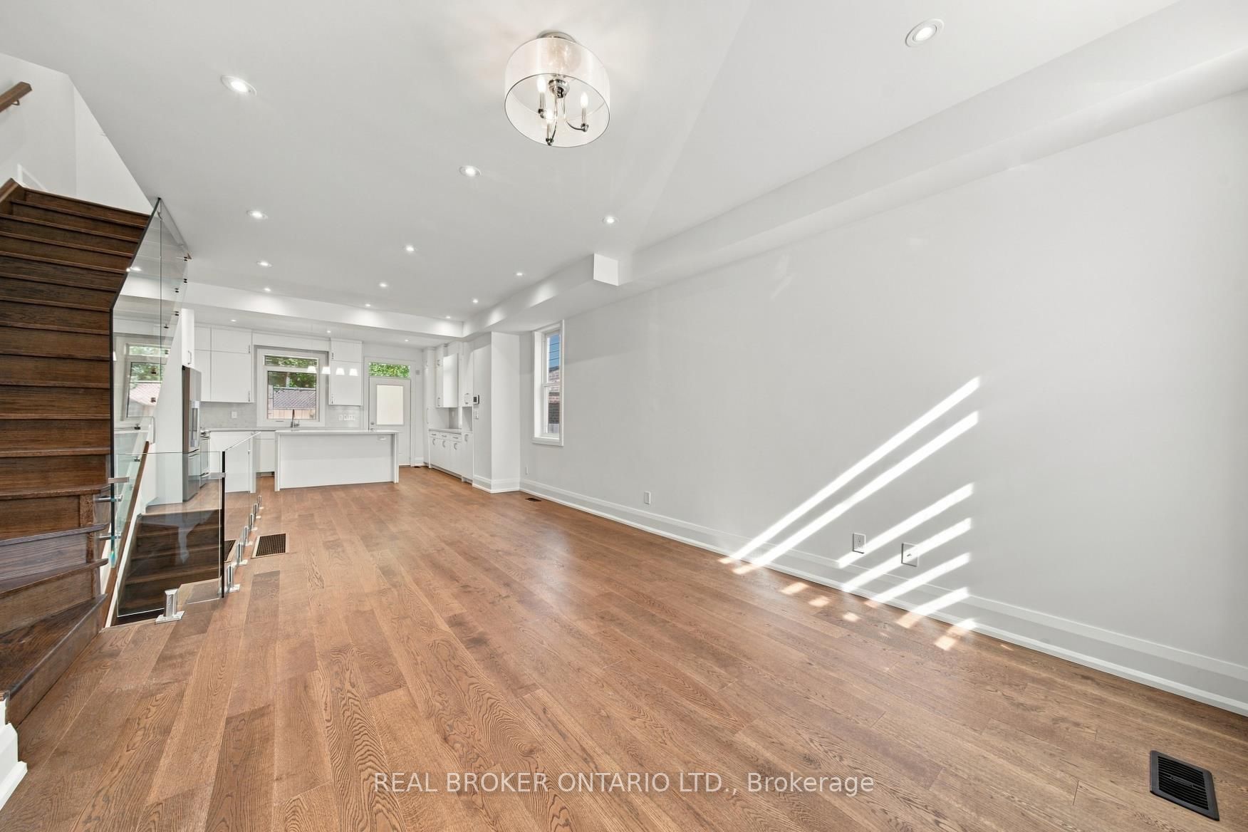 26 Bishop Street Property Photo 6