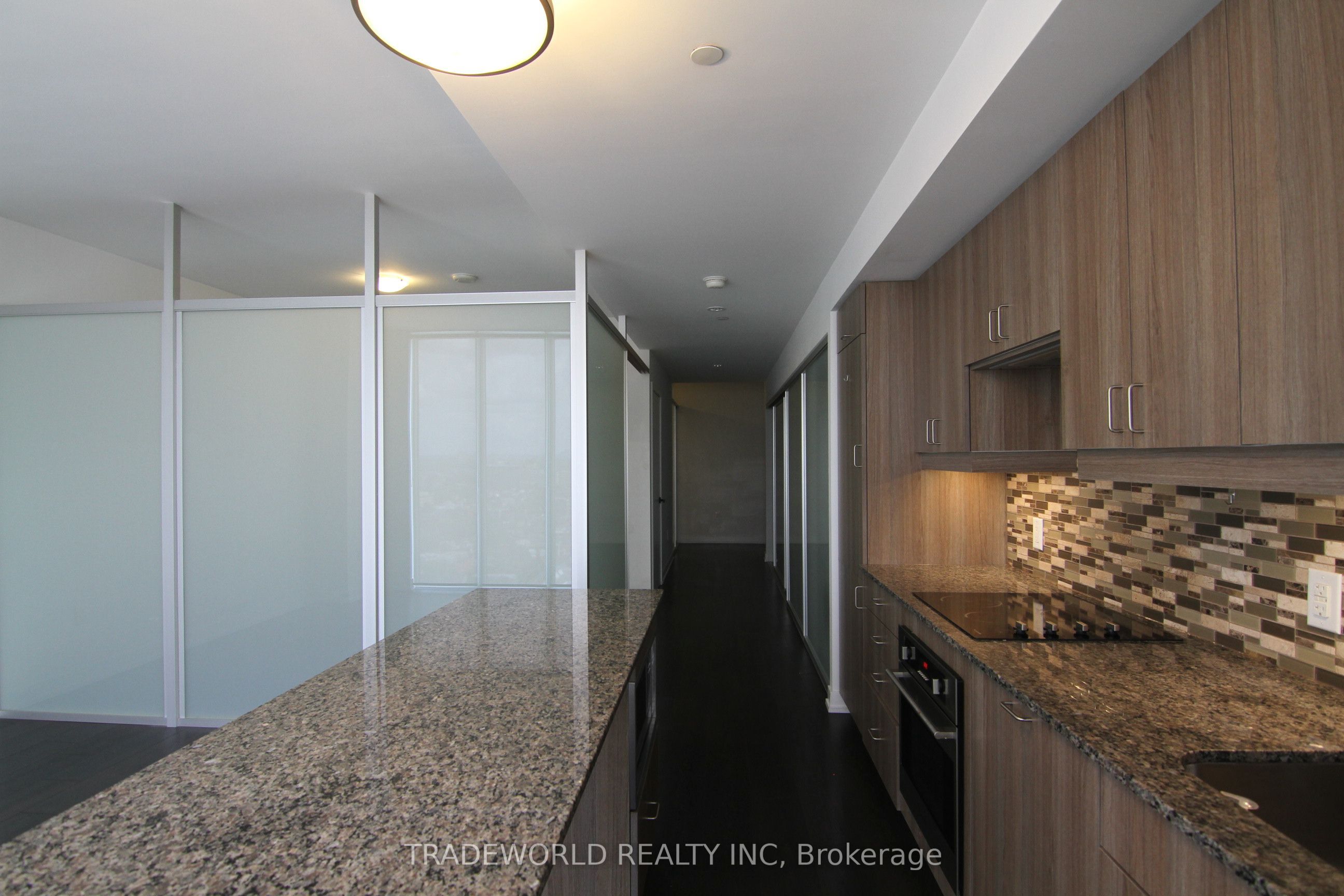 426 University Avenue 2801 Property Photo 10