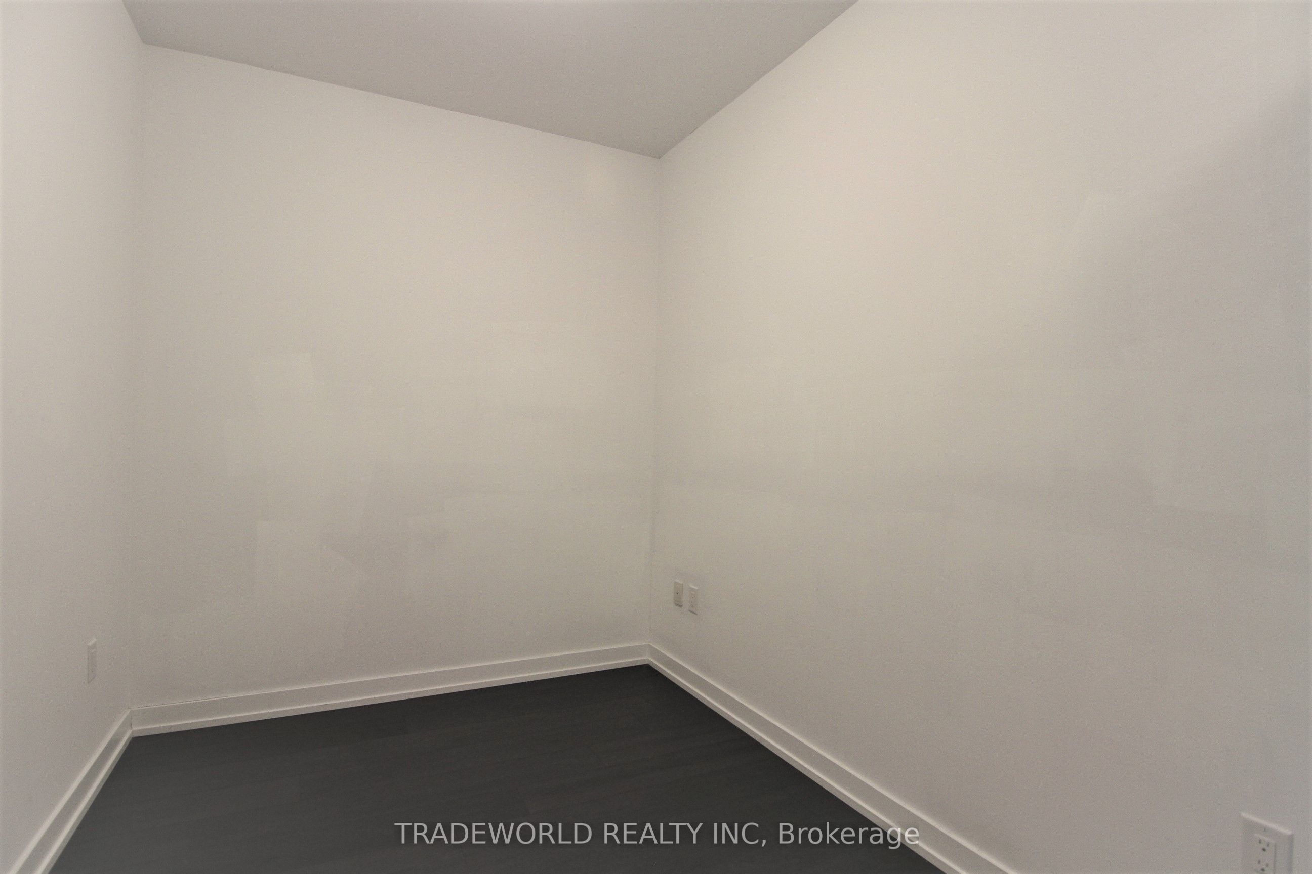 426 University Avenue 2801 Property Photo 14