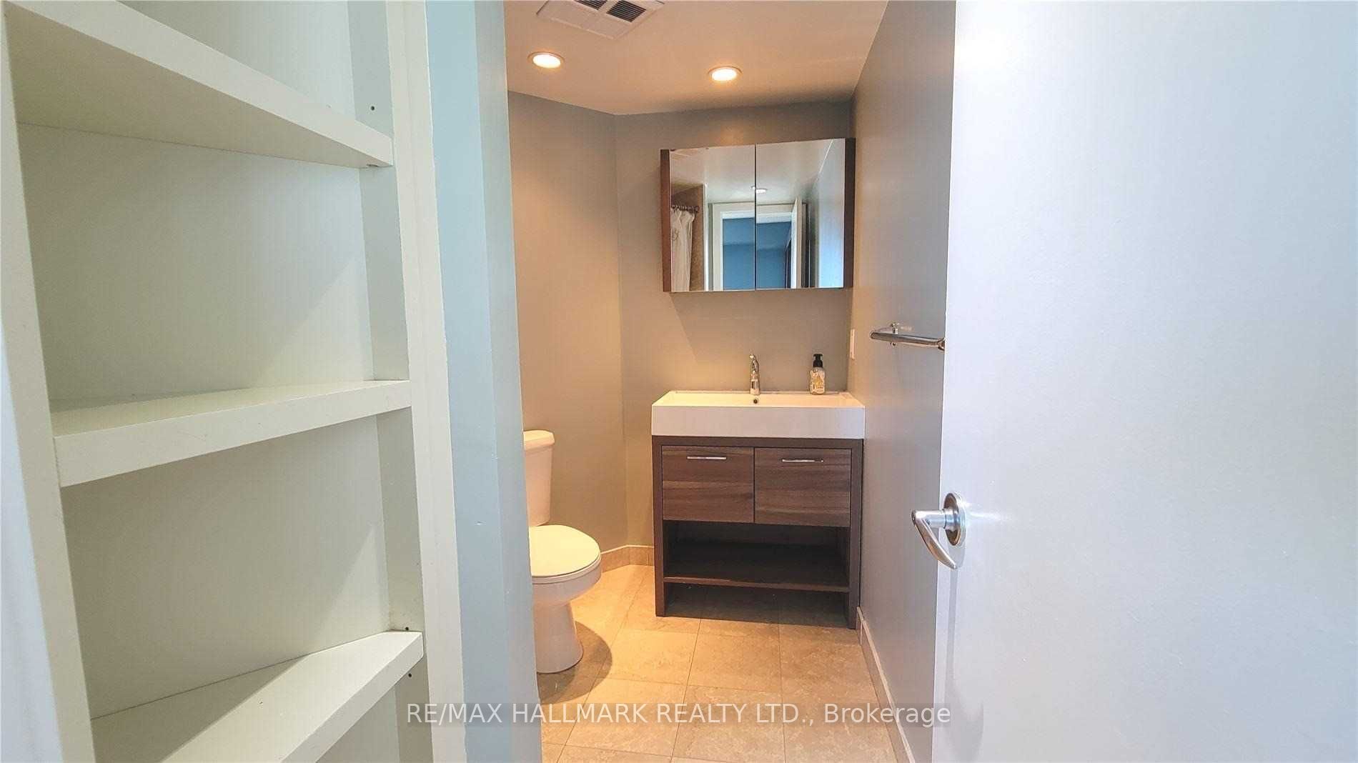 8 York Street 1206 Property Photo 12