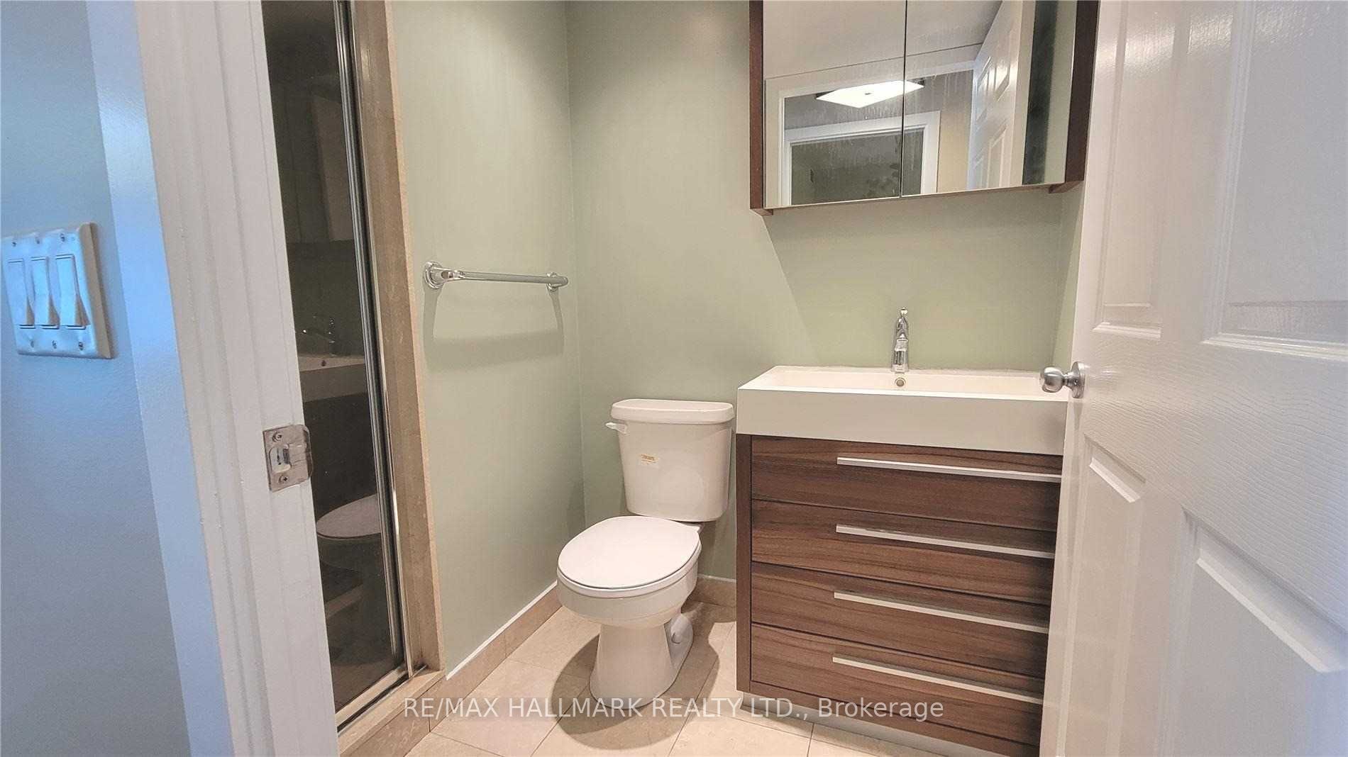 8 York Street 1206 Property Photo 15