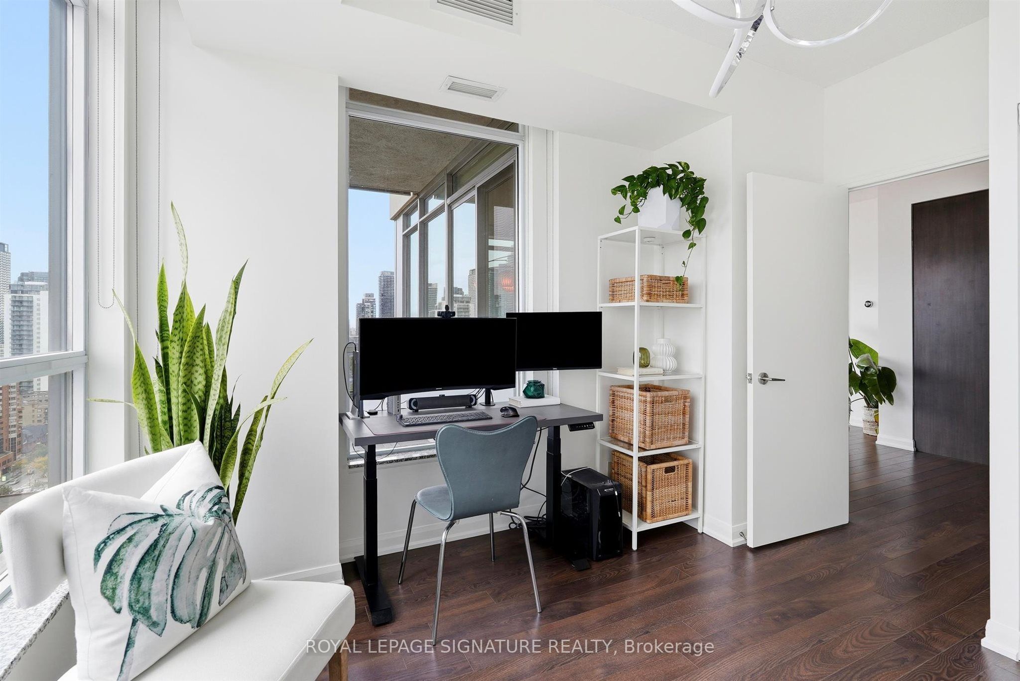500 Sherbourne Street 2009 Property Photo 12